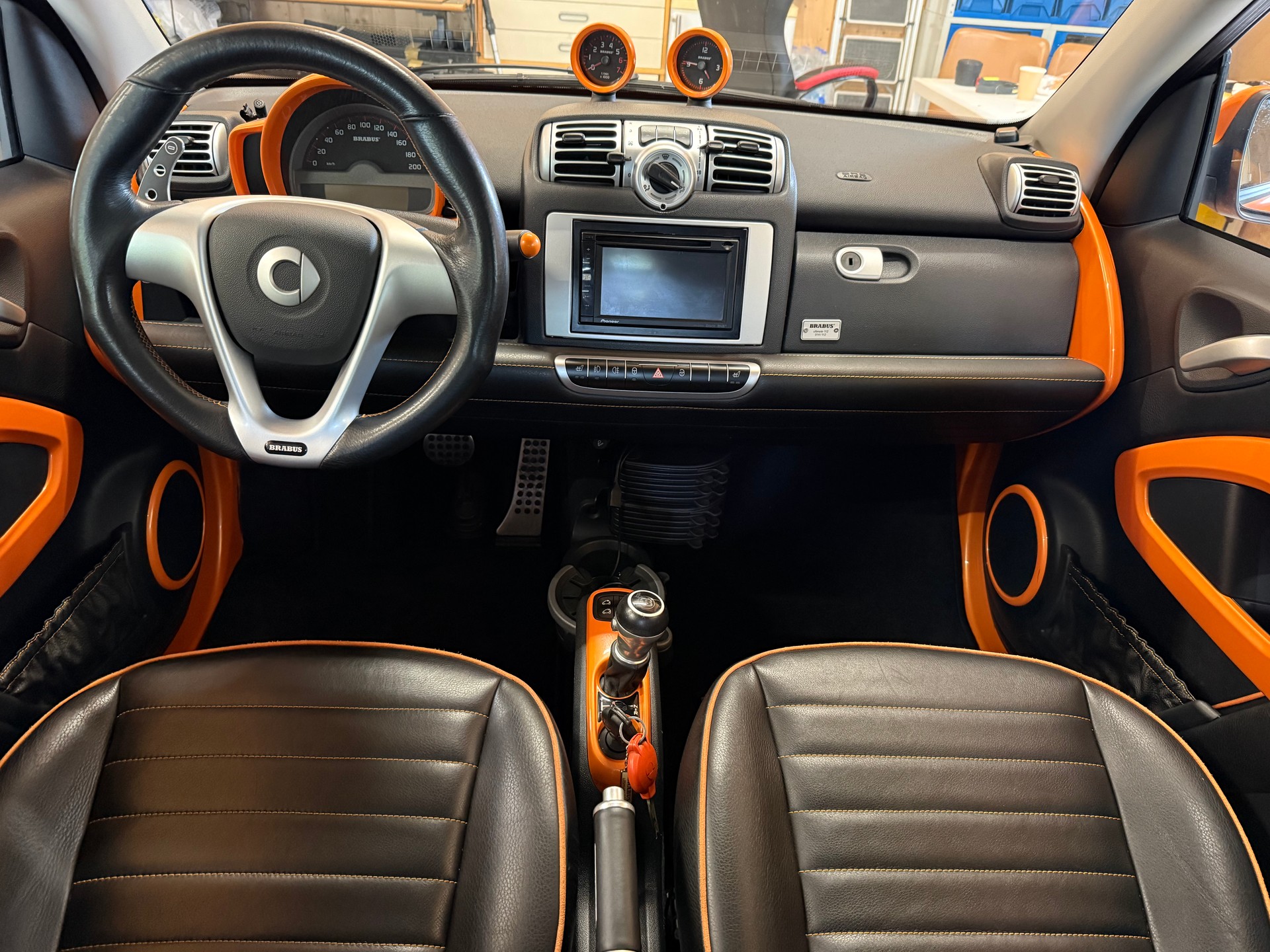SMART Brabus Ultimate 112-image-12