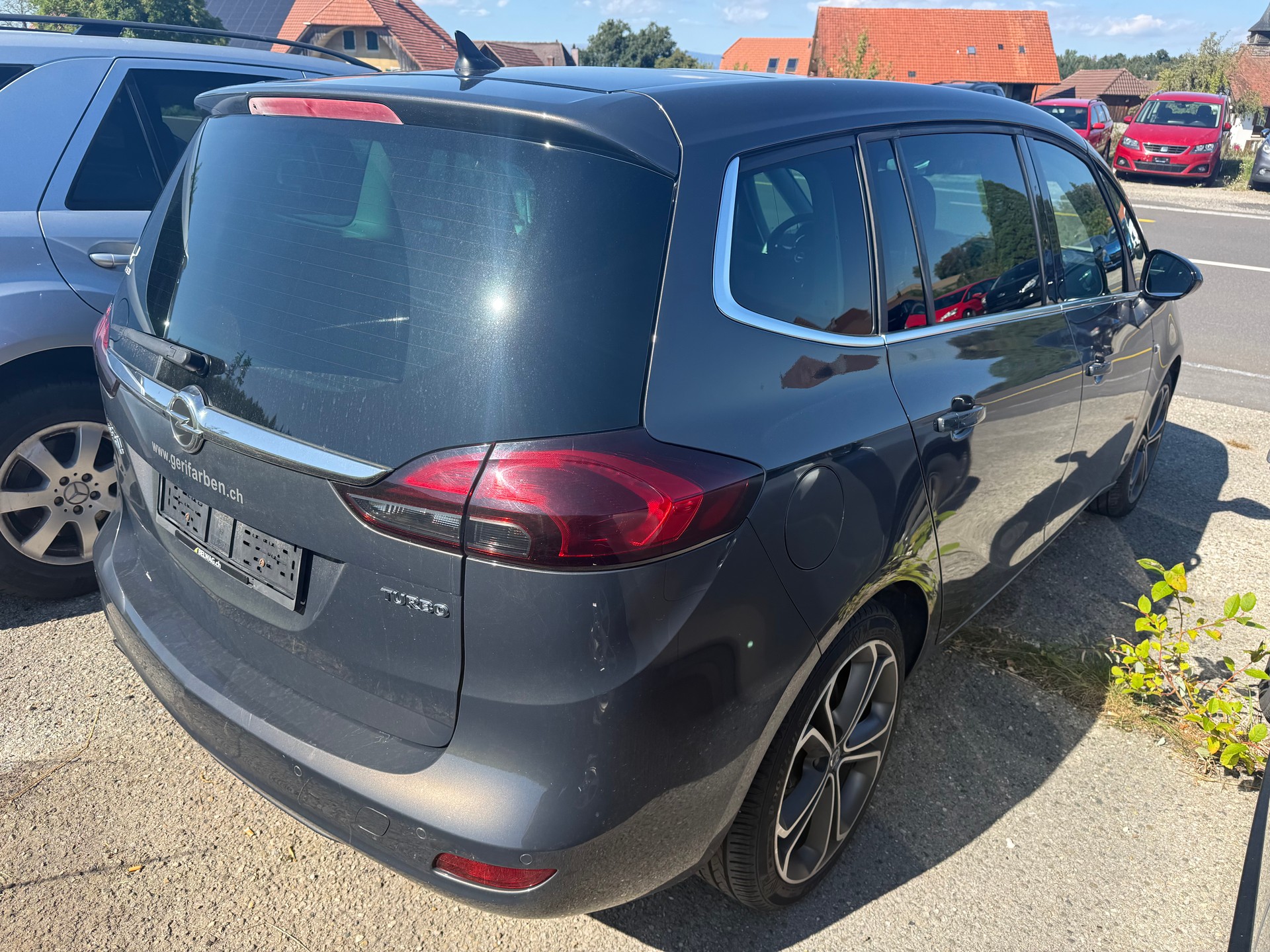 OPEL Zafira Tourer 1.6i 16V Turbo Active Ed. Aut.-image-4