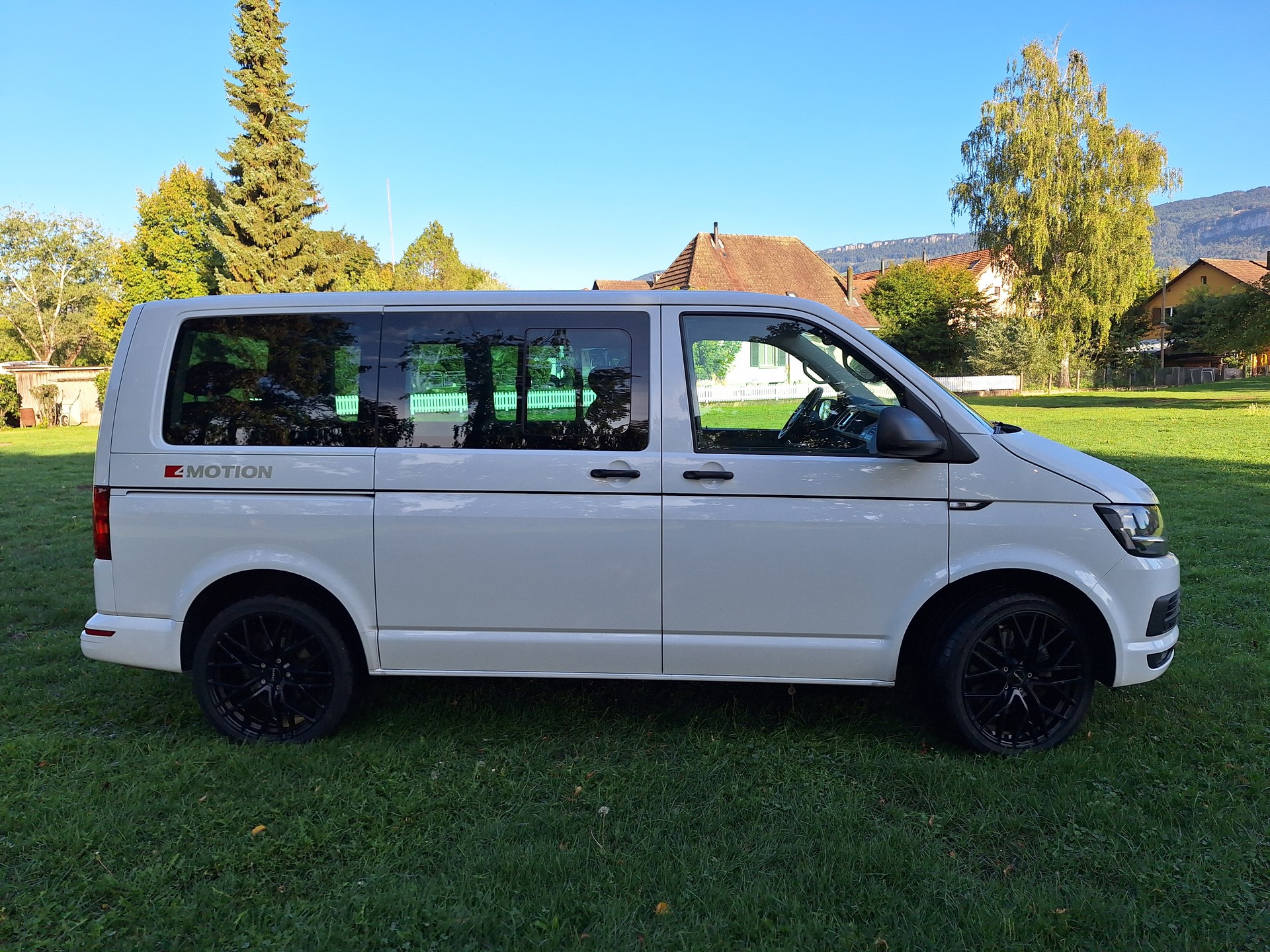VW Multivan 2.0 TDI 4Motion 150PS-image-4