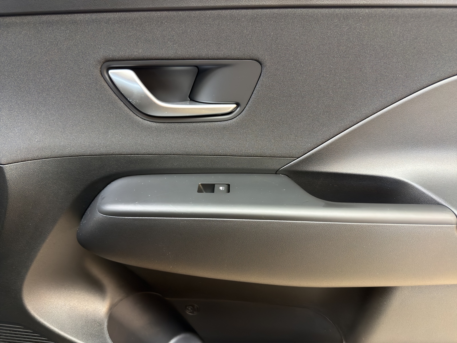 HYUNDAI Kona 1.6 GDi HEV Origo DCT-image-10