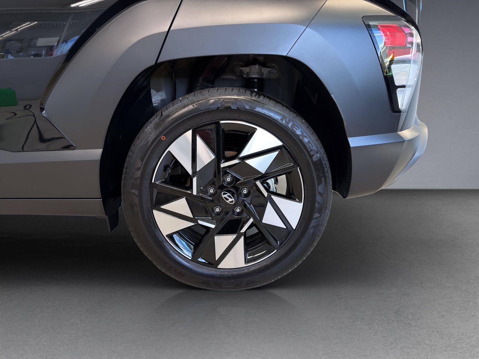 HYUNDAI Kona 1.6 GDi HEV Origo DCT-image-5