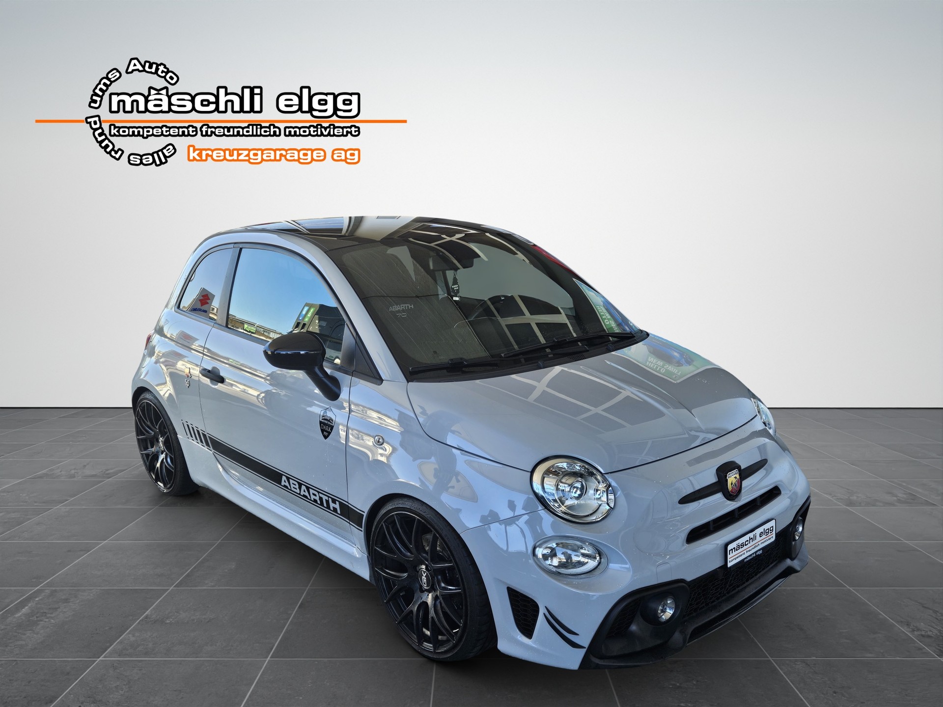 FIAT 595 Abarth 1.4 T-Jet 165 70th Anniversary-image-3