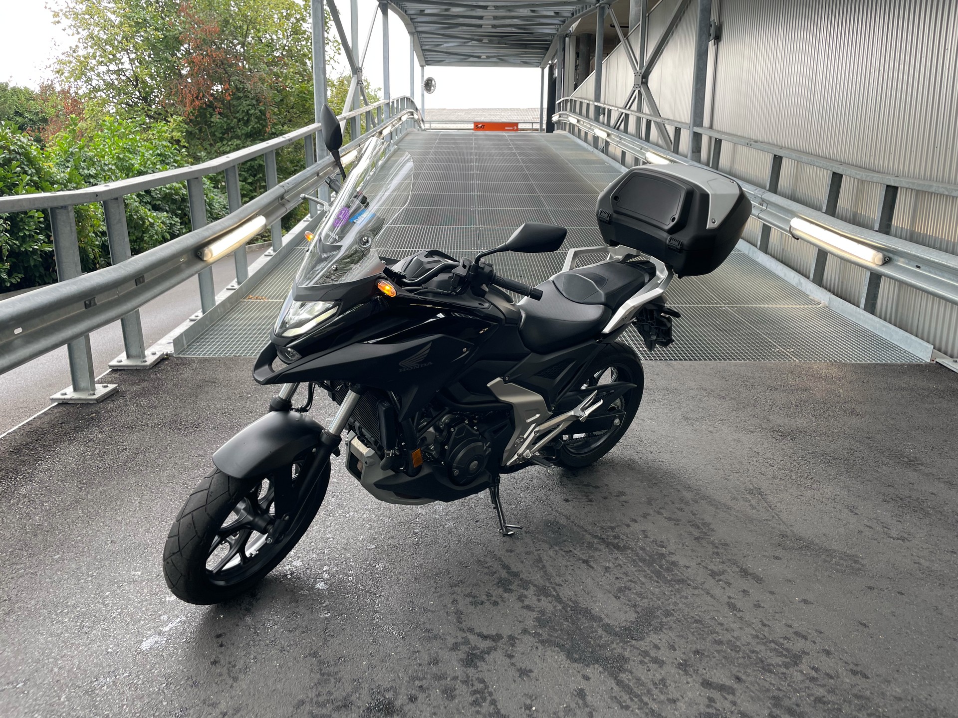 HONDA NC 750 X DCT-showroom-element-1