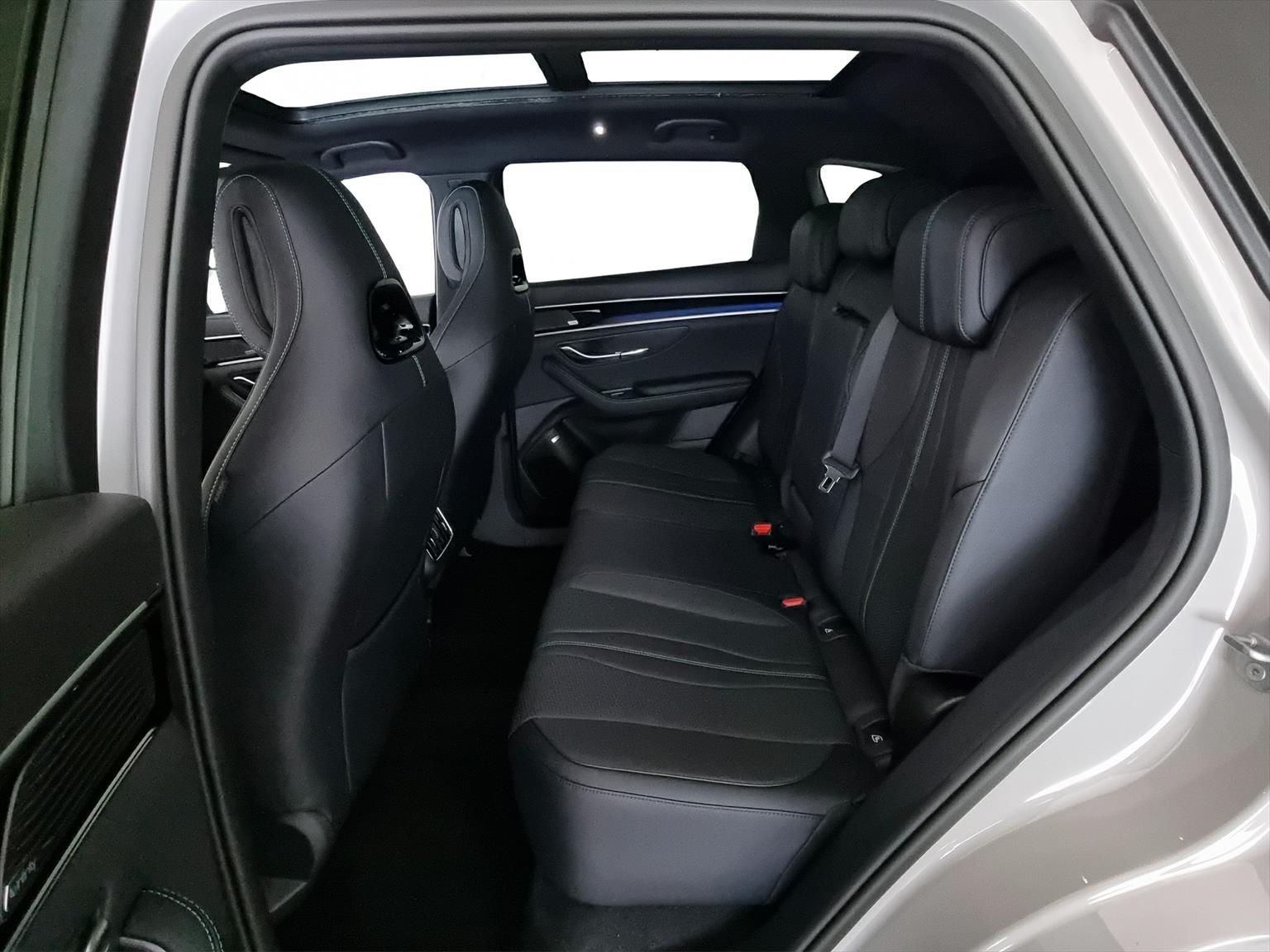 BYD Seal U DM-i Design AWD-image-6