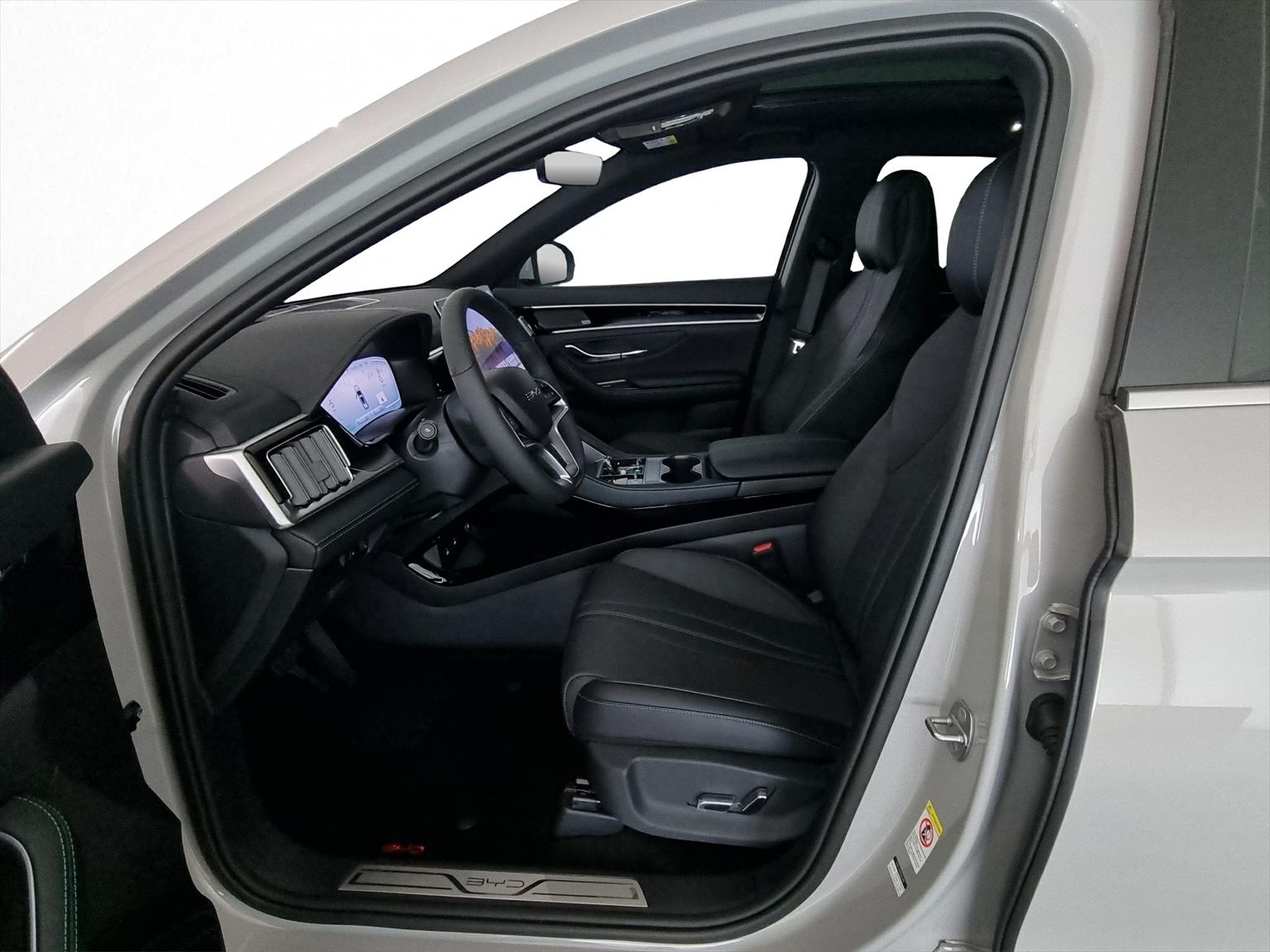BYD Seal U DM-i Design AWD-image-5