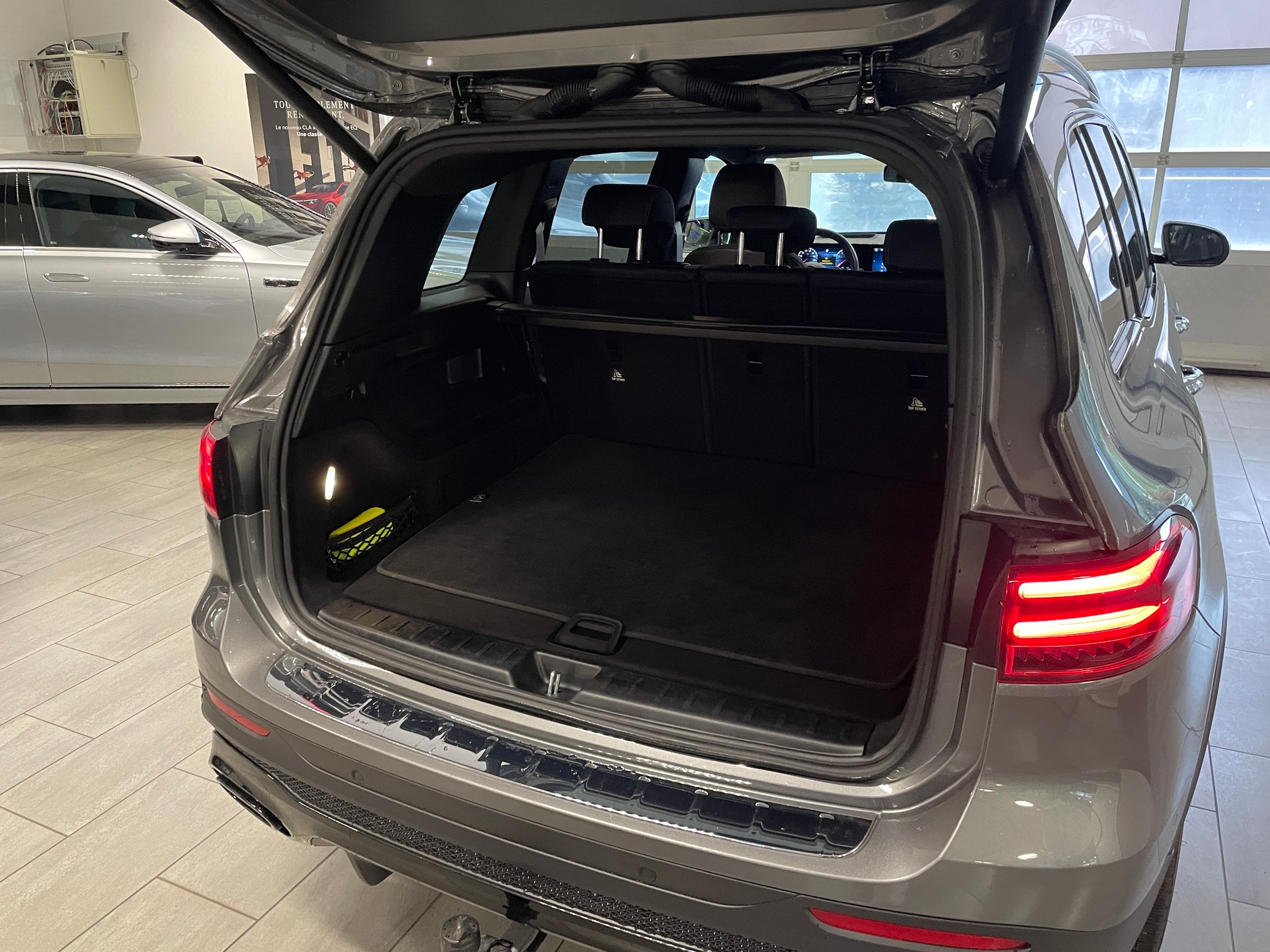 MERCEDES-BENZ GLB 220 4Matic 8G-Tronic AMG Line-image-7