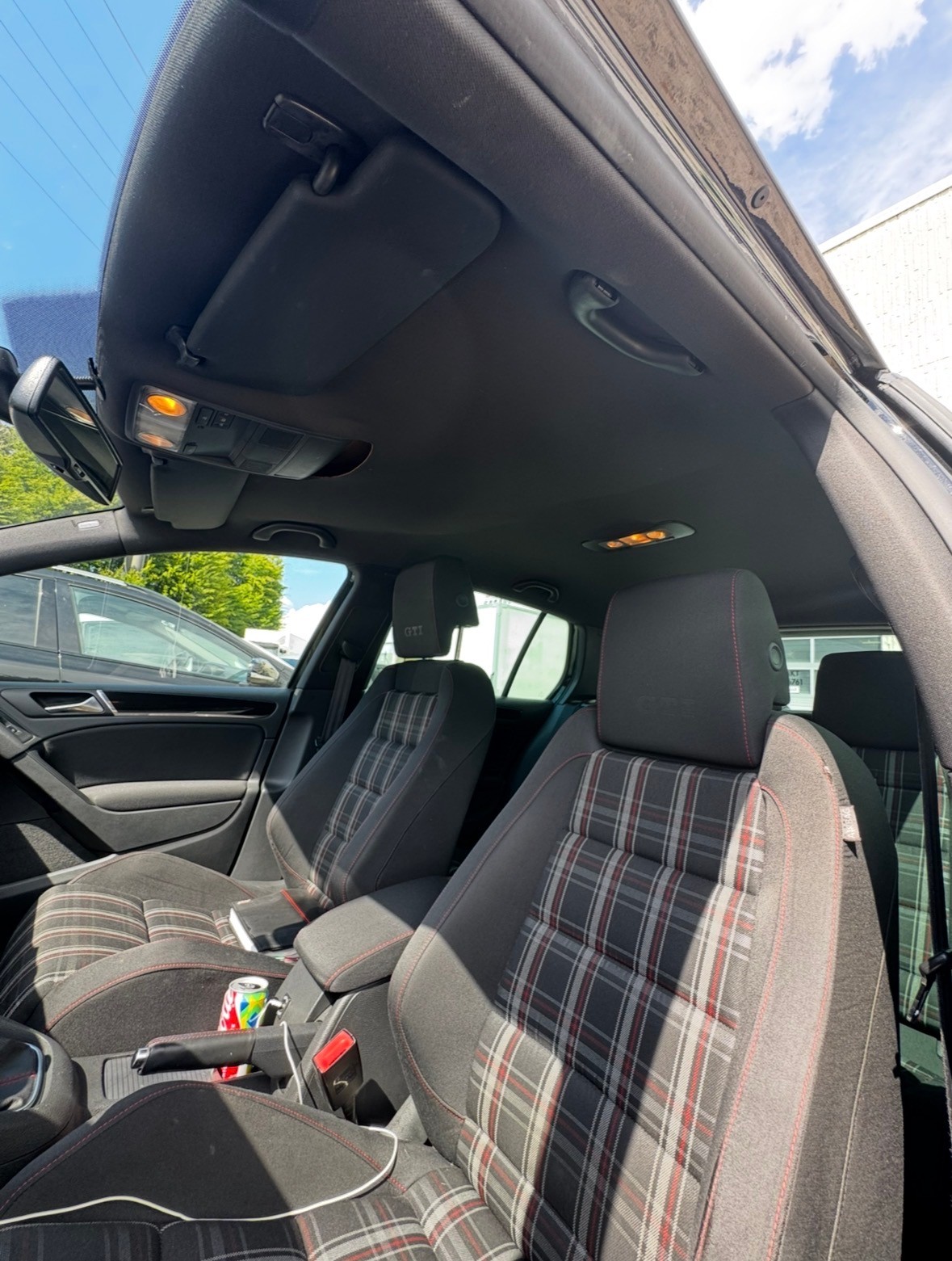VW Golf 2.0 TSI GTI-image-10