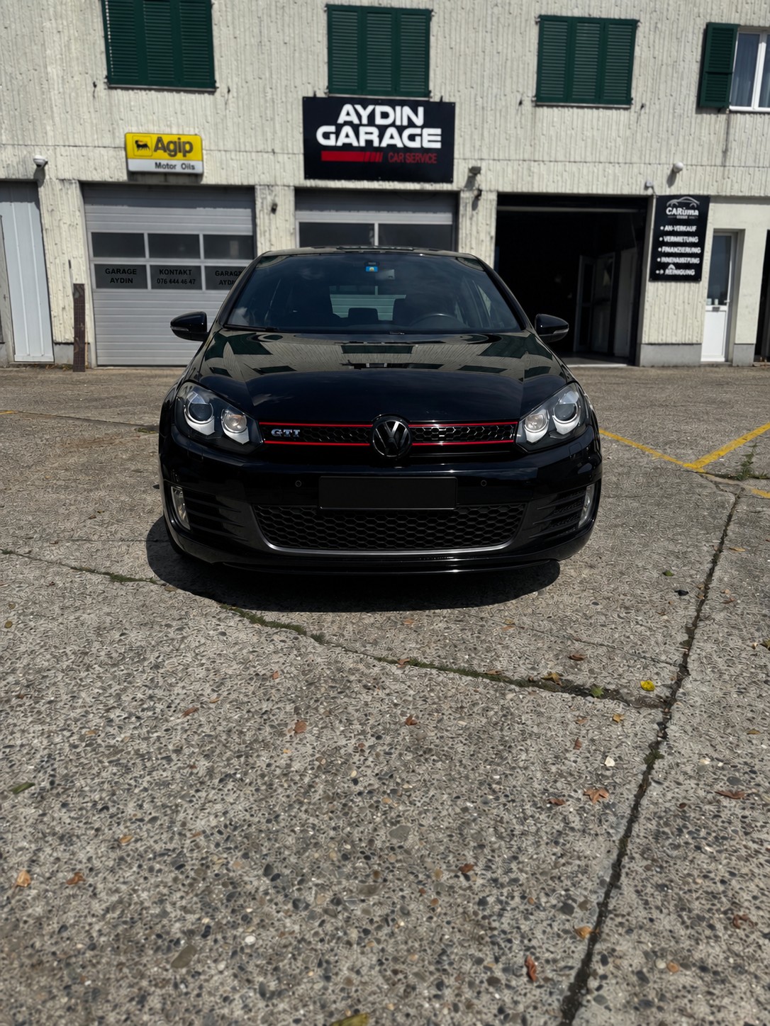 VW Golf 2.0 TSI GTI-image-2