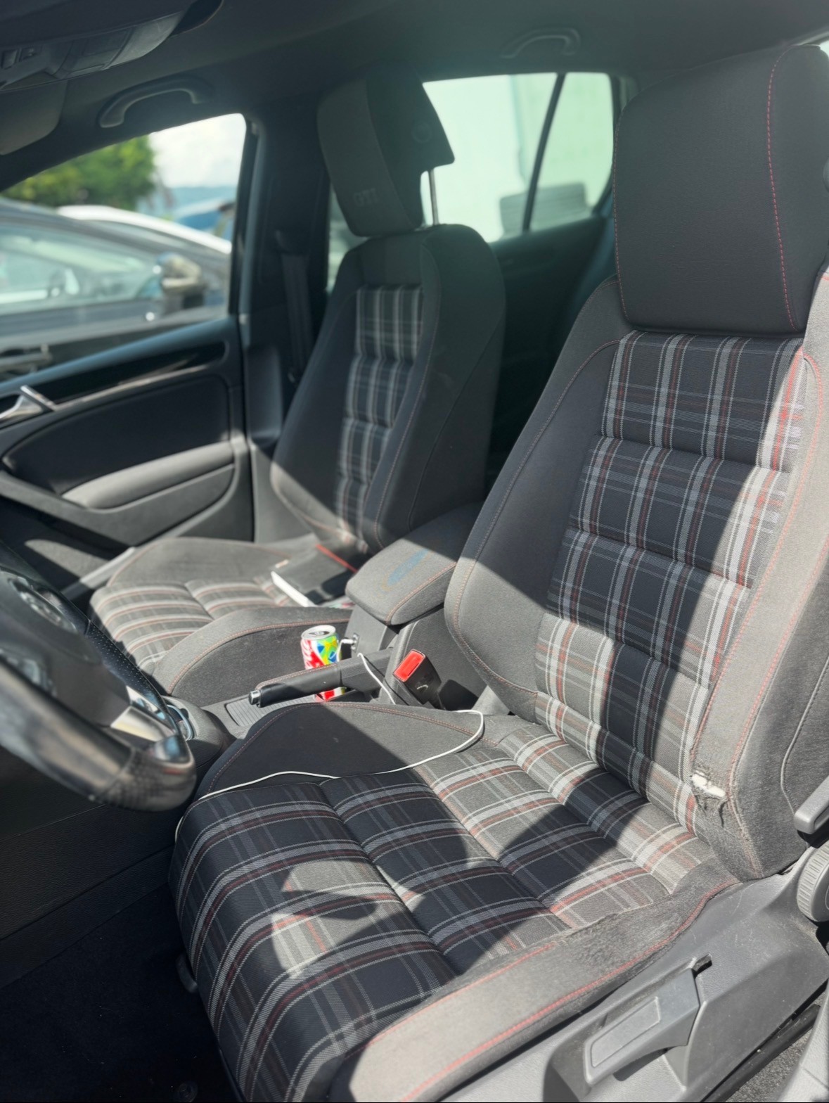 VW Golf 2.0 TSI GTI-image-9