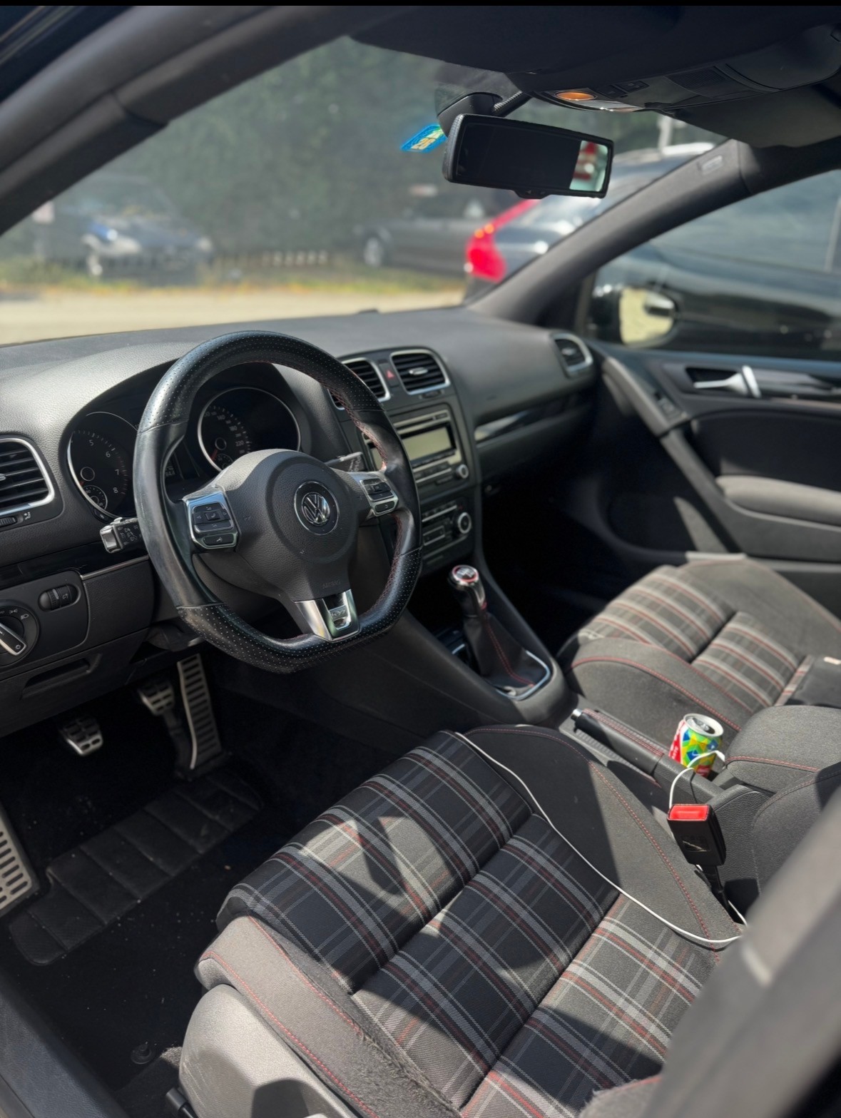 VW Golf 2.0 TSI GTI-image-8