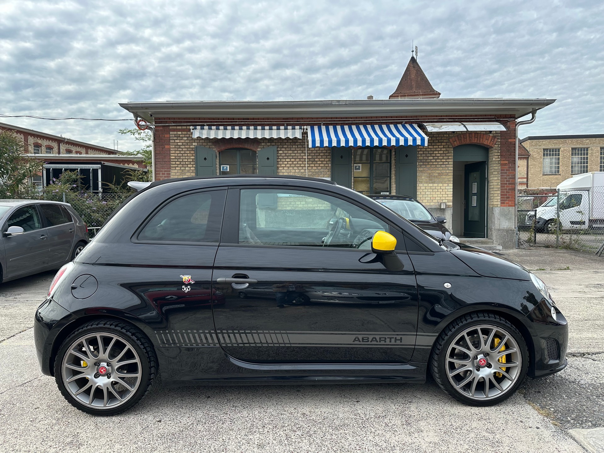 FIAT 595C 1.4 16V Turbo Abarth Competizione * Cabriolet *-image-5
