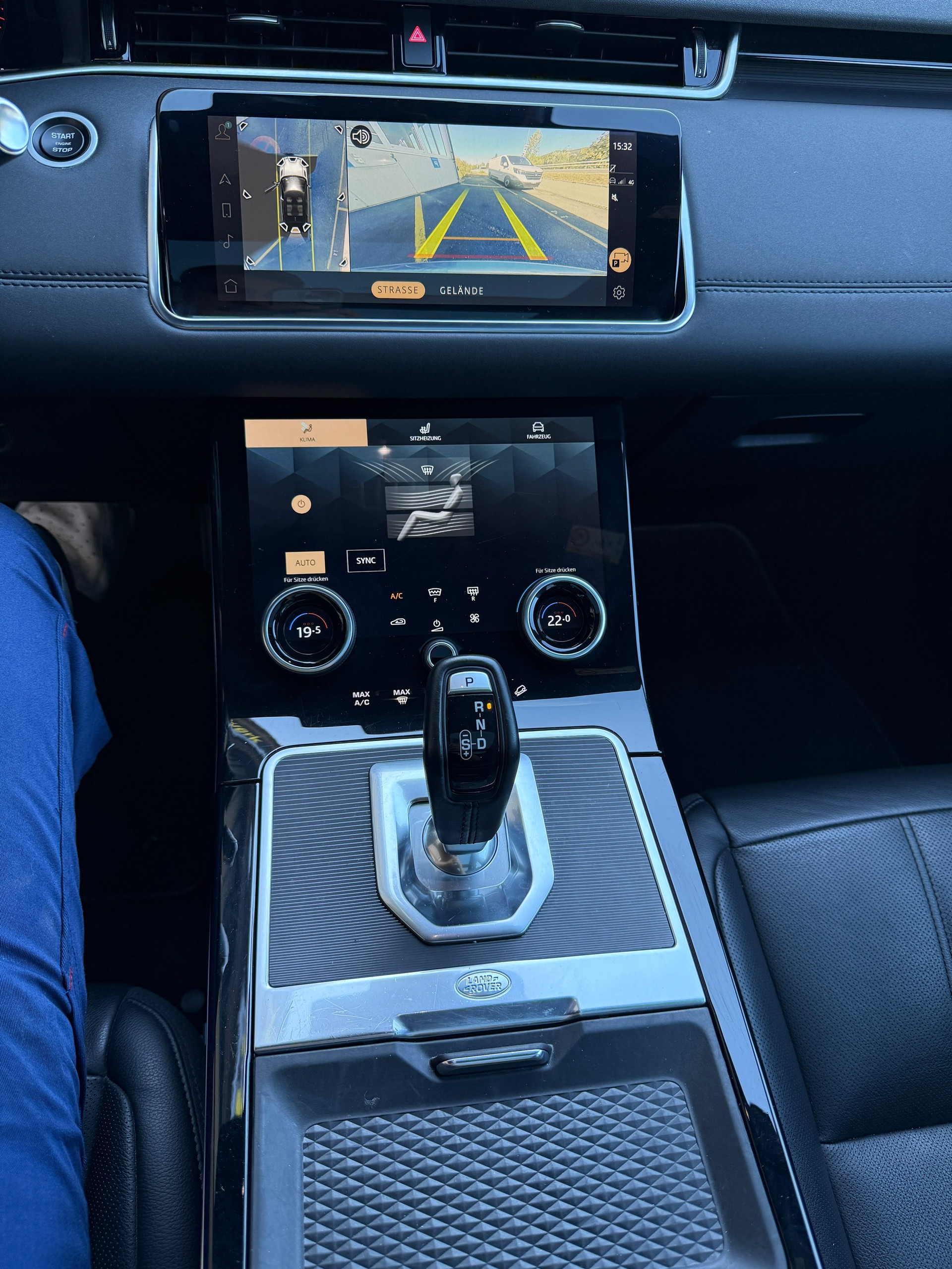LAND ROVER Range Rover Evoque D 200 HSE AT9-image-7