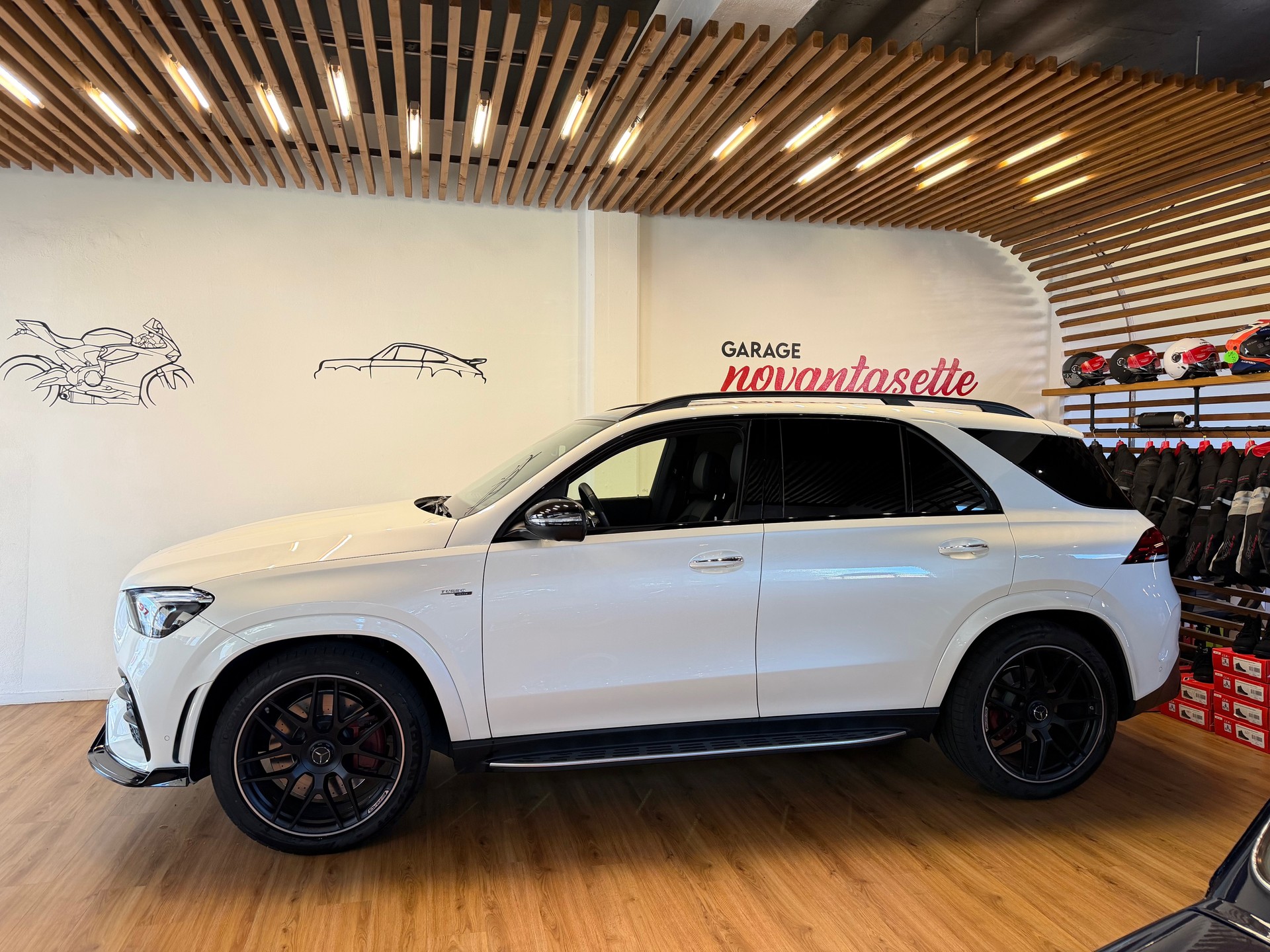 MERCEDES-BENZ GLE 53 AMG 4Matic+ 9G-Speedshift-image-5