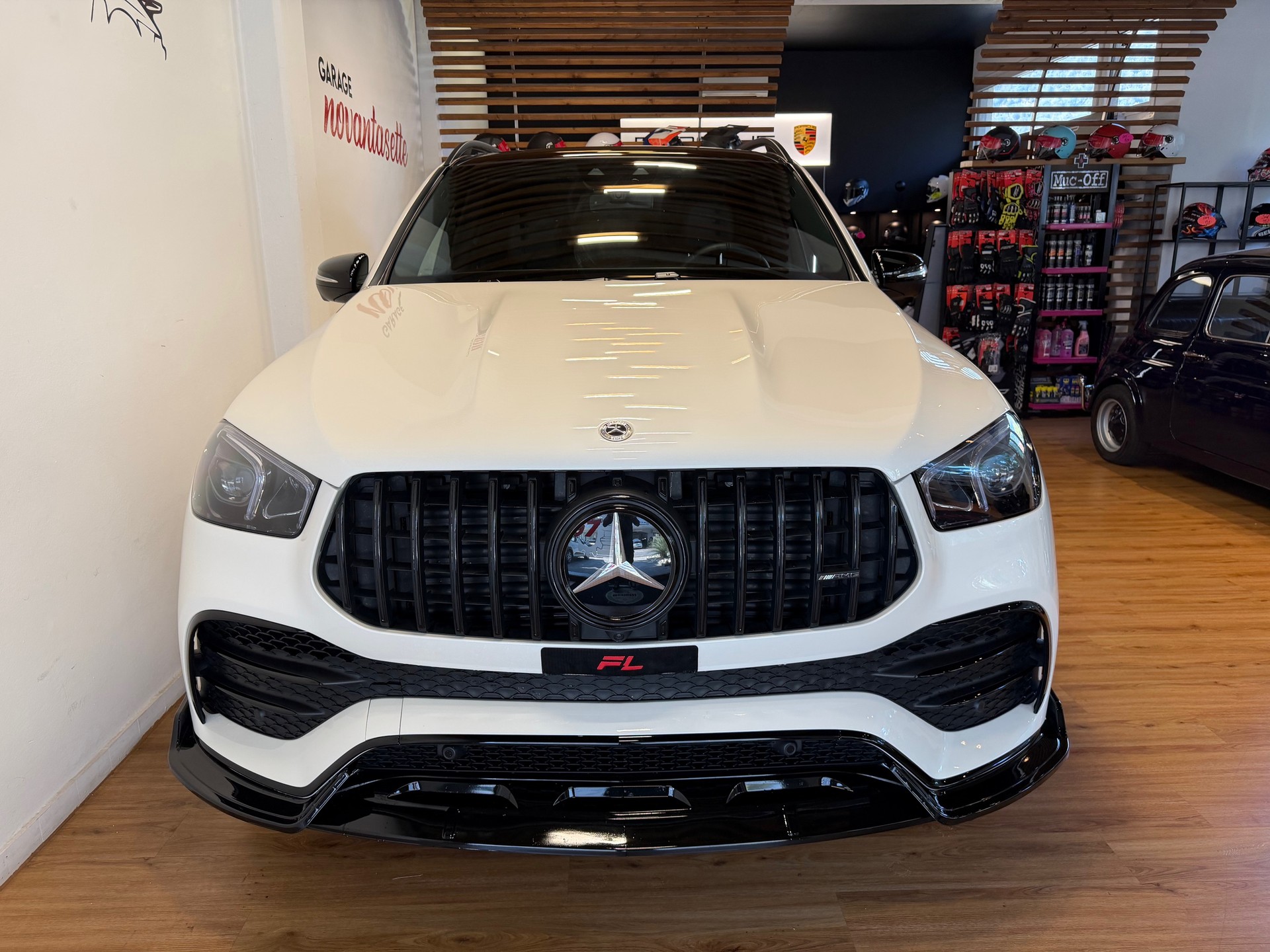 MERCEDES-BENZ GLE 53 AMG 4Matic+ 9G-Speedshift-image-4