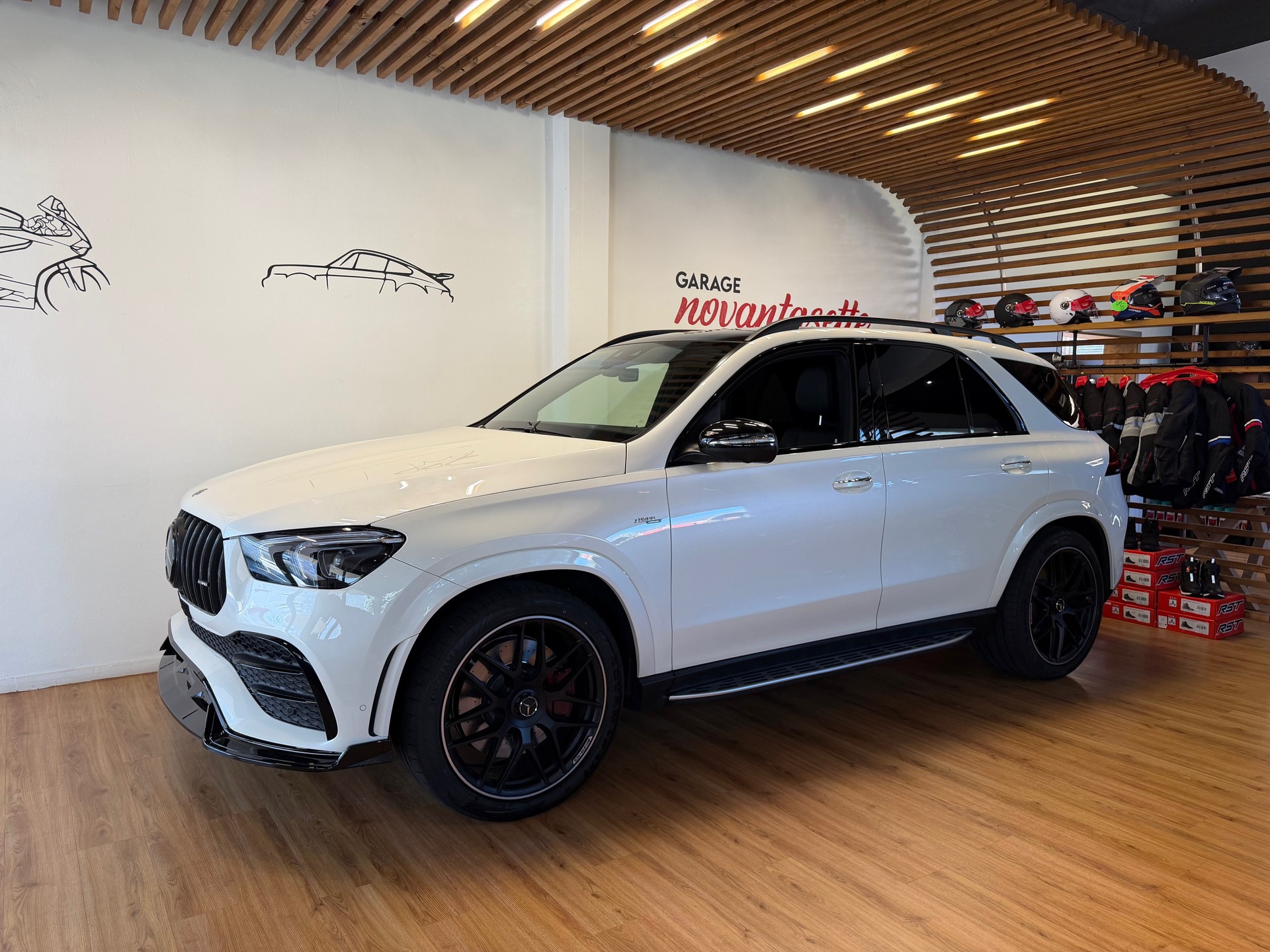 MERCEDES-BENZ GLE 53 AMG 4Matic+ 9G-Speedshift-image-1