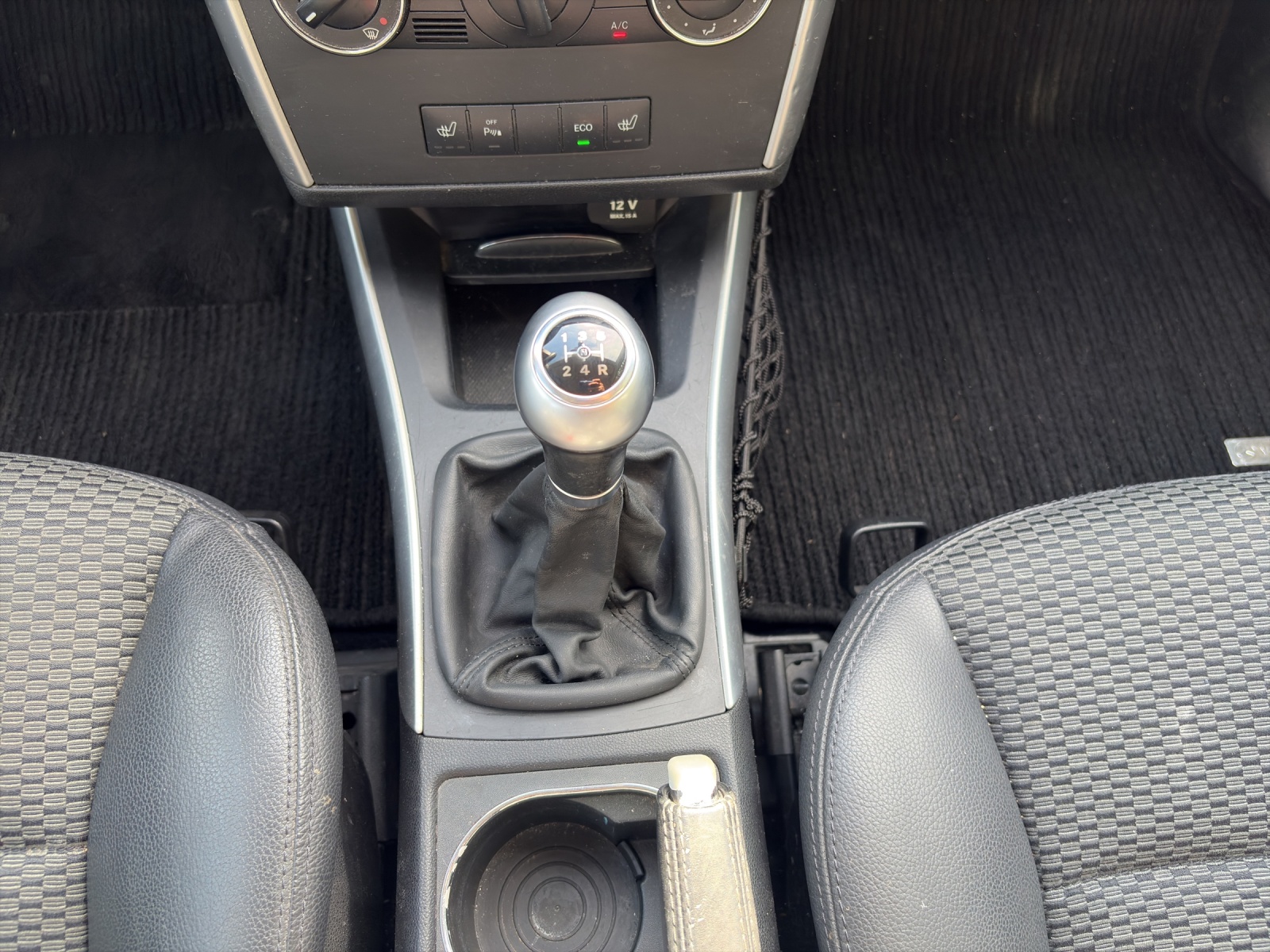 MERCEDES-BENZ B 180 BlueEfficiency Selection-image-14