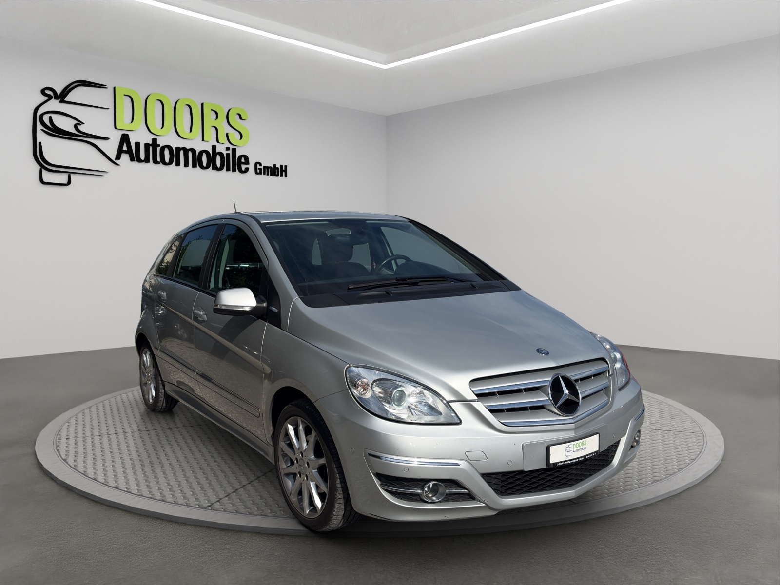 MERCEDES-BENZ B 180 BlueEfficiency Selection-showroom-element-2
