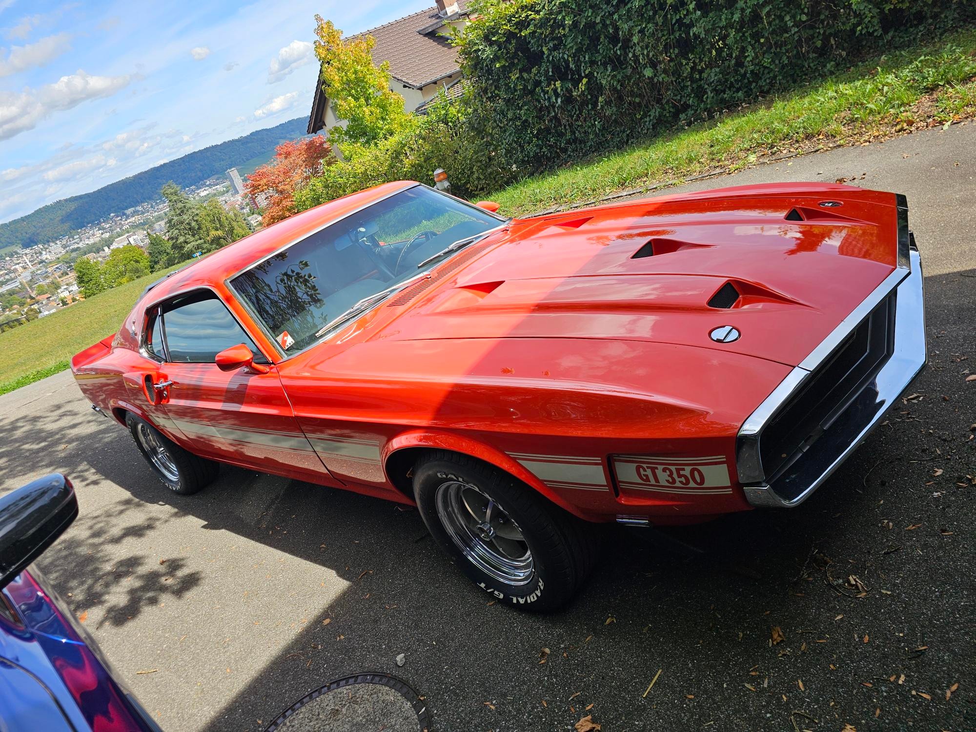 Car photo