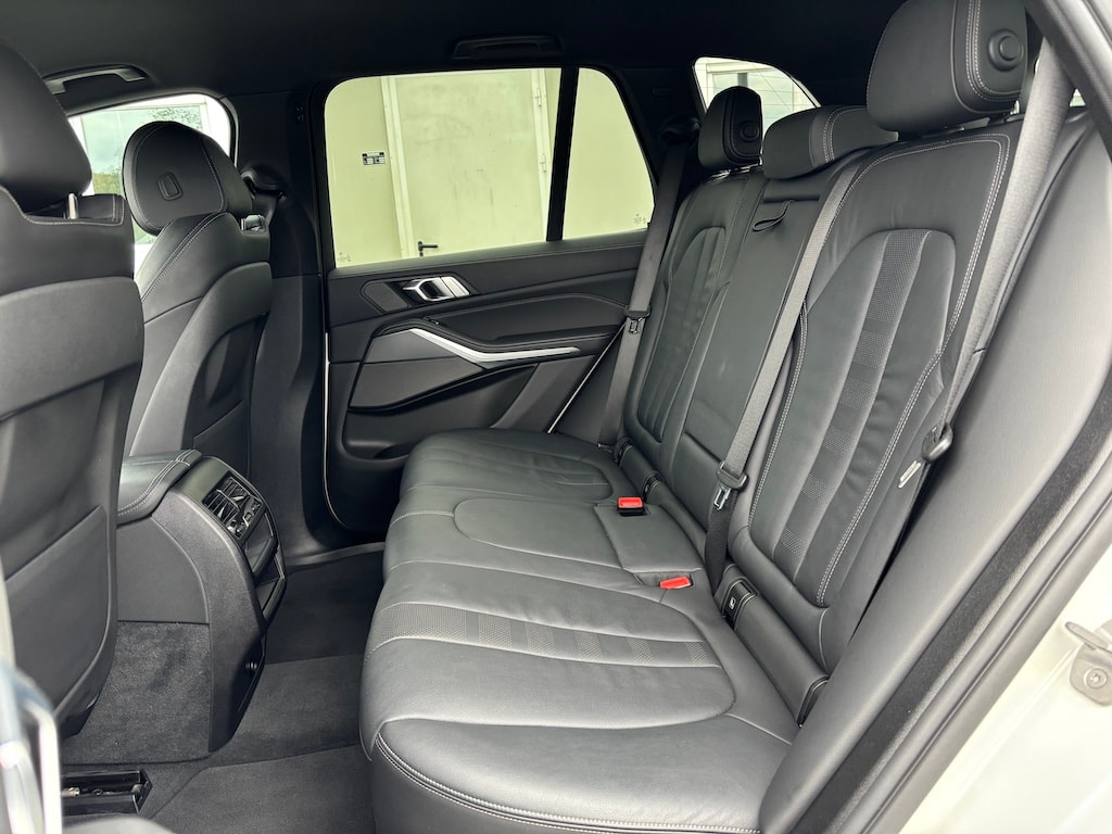 BMW X5 xDrive M-SportPaket 30d Steptronic-image-15