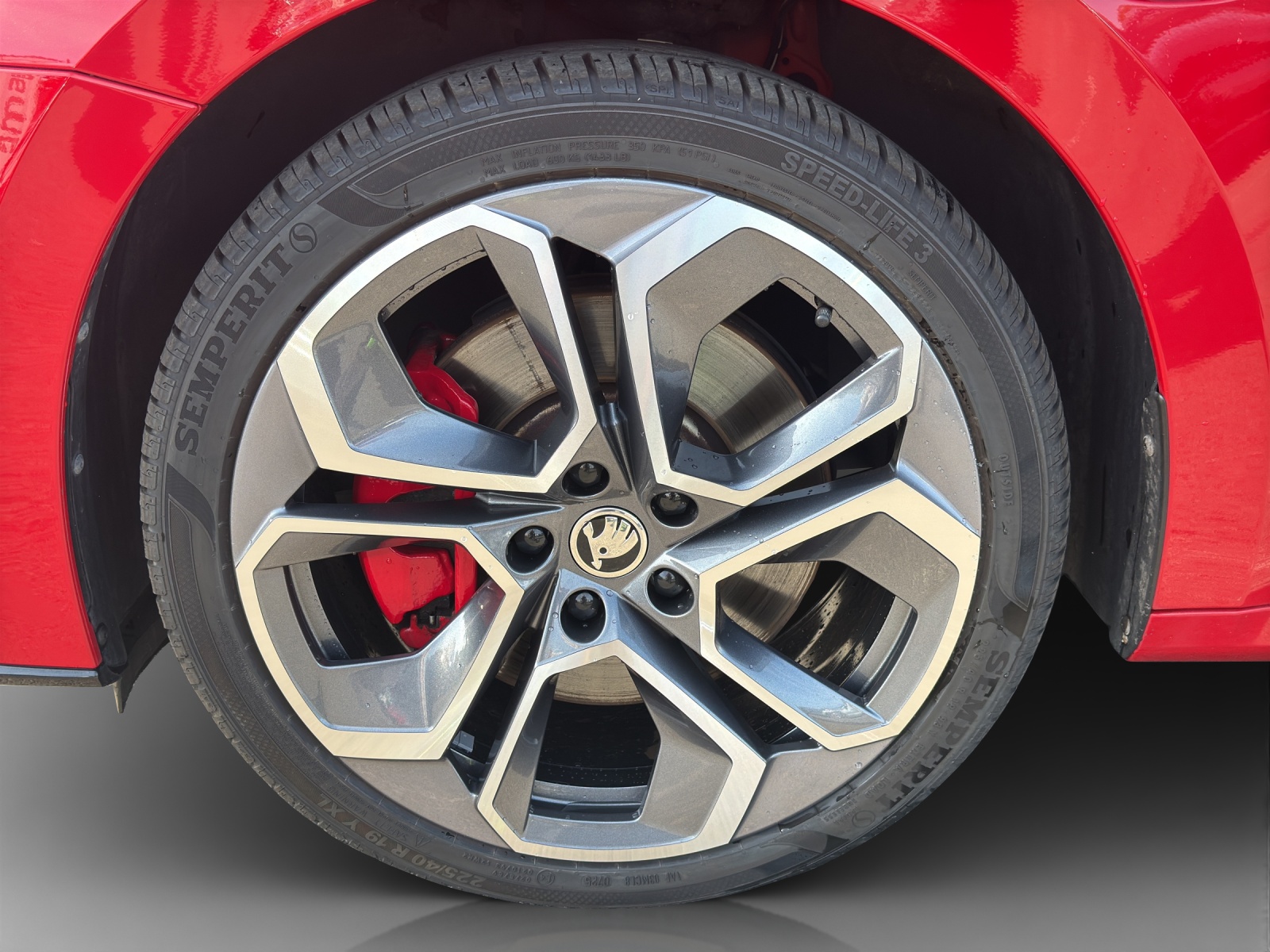 SKODA Octavia Combi 1.4 TSI PHEV DSG RS-image-14