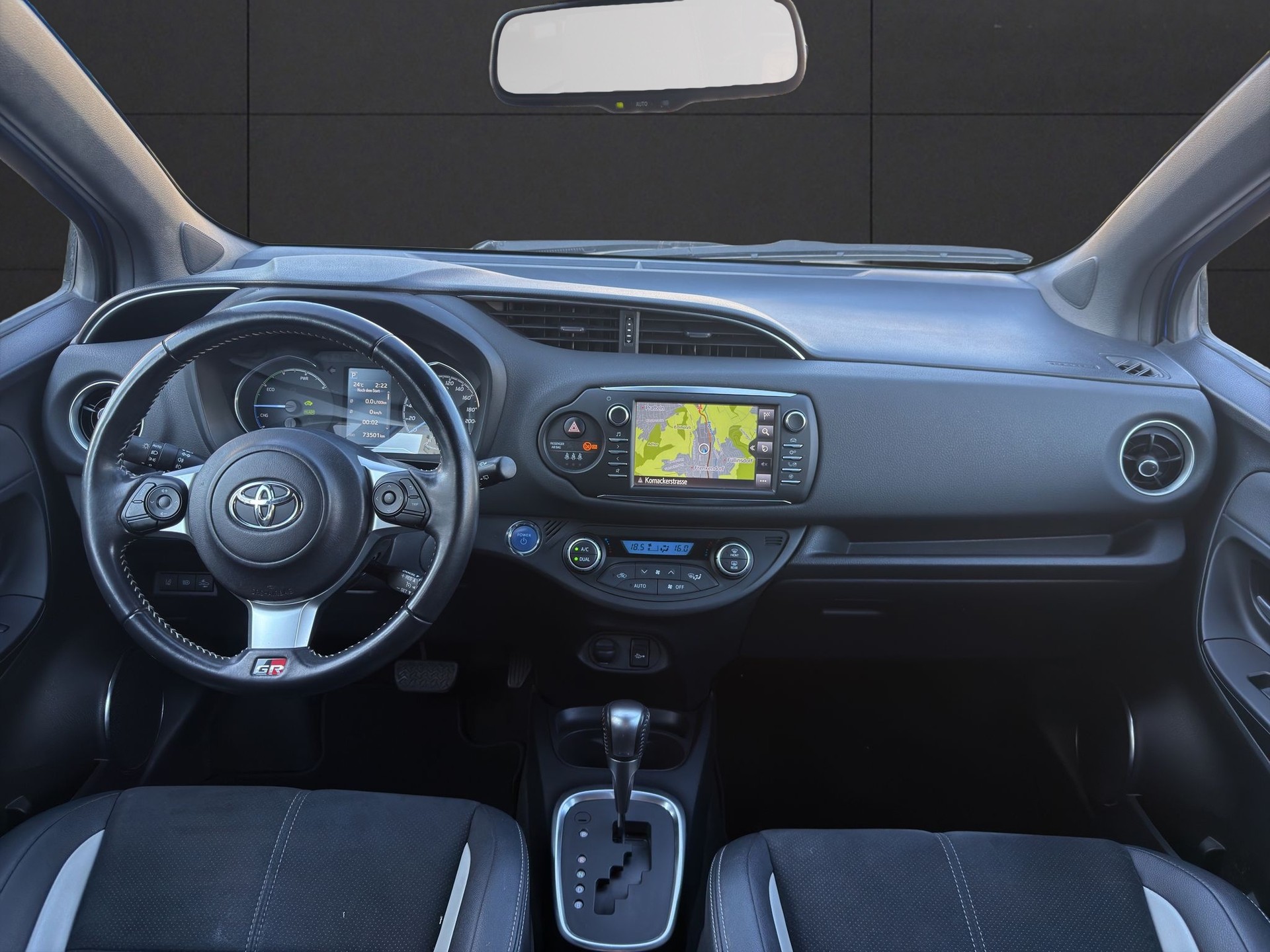 TOYOTA Yaris 1.5 VVT-i Hybrid GR-S e-CVT-image-9