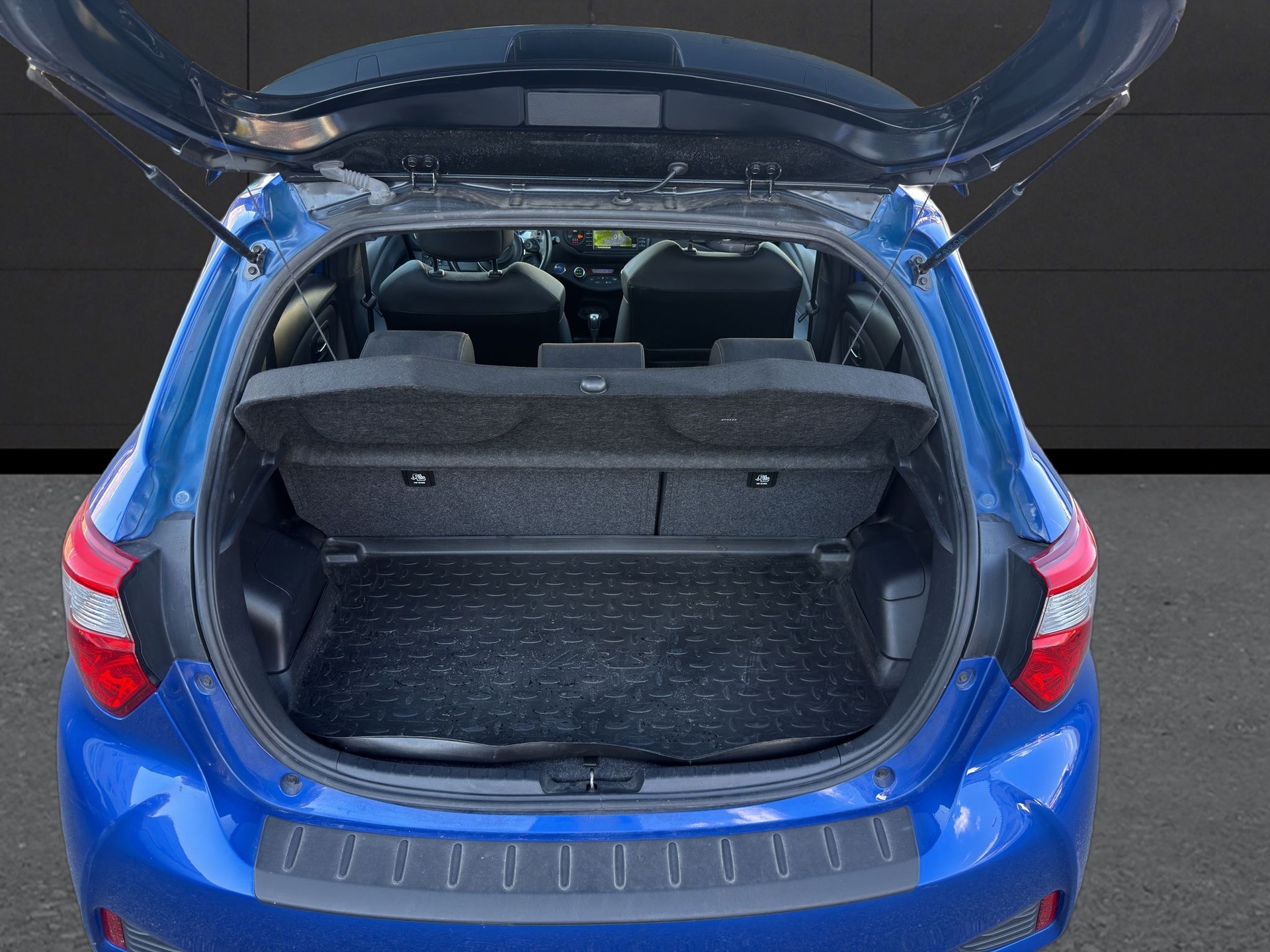 TOYOTA Yaris 1.5 VVT-i Hybrid GR-S e-CVT-image-15