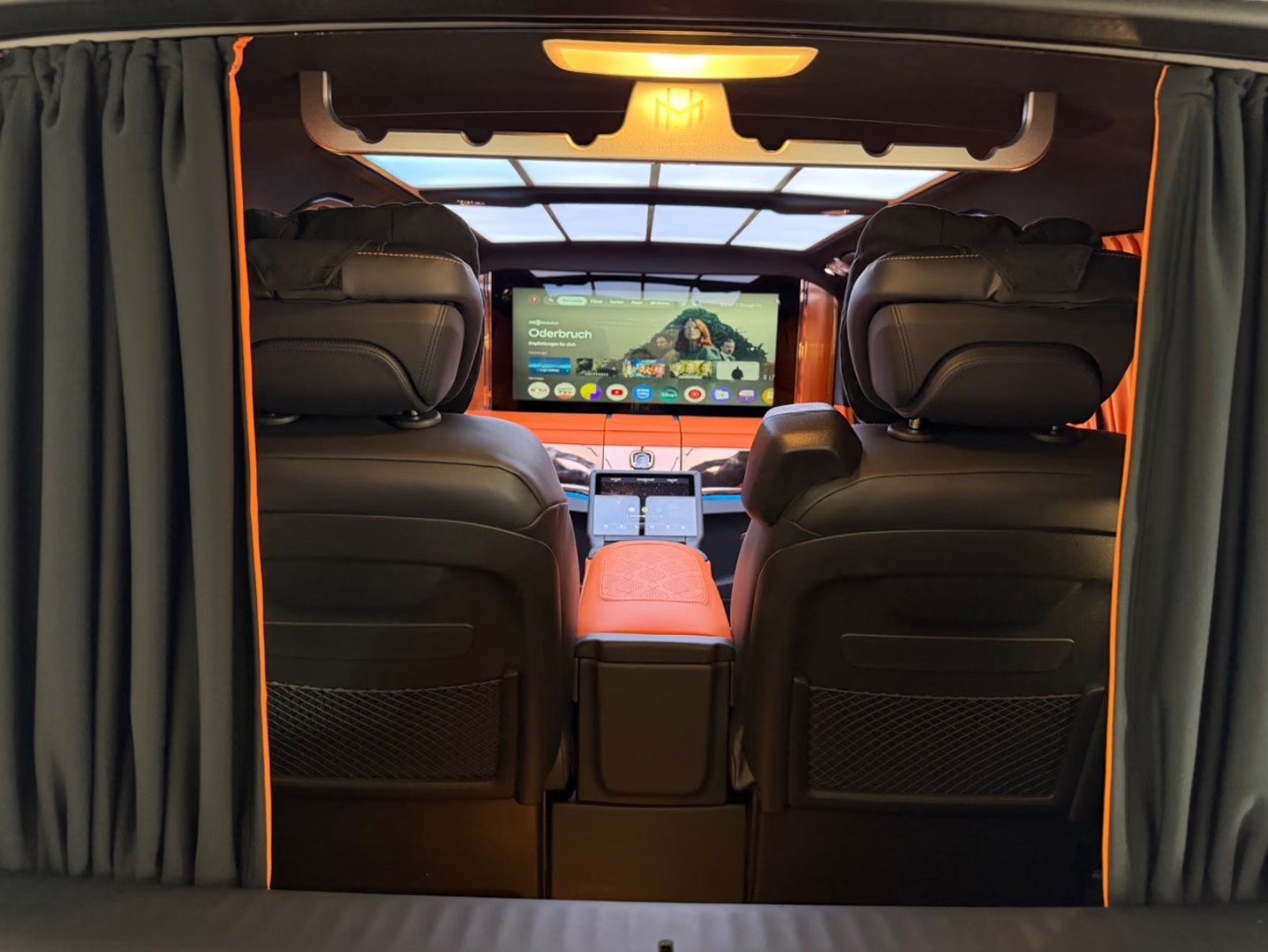 MERCEDES-BENZ V 300 d Extra-Lang 4matic Exclusive FALCON ST. MORITZ V.I.P-image-29