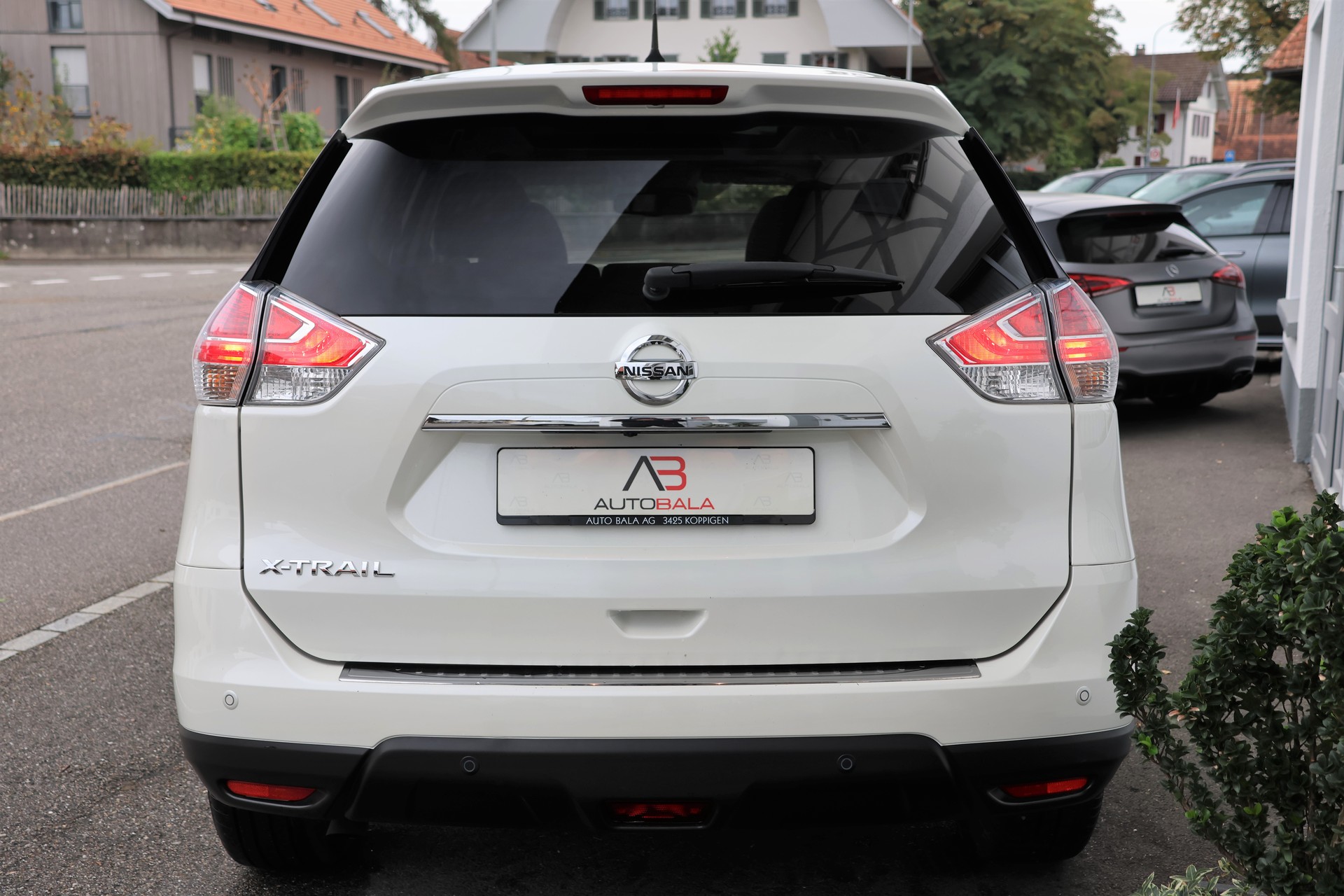 NISSAN X-Trail 2.0 dCi acenta Xtronic CVT ALL-MODE 4x4 (CH) 7 Plätzer-image-6