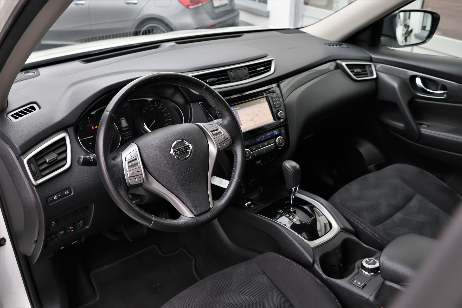 NISSAN X-Trail 2.0 dCi acenta Xtronic CVT ALL-MODE 4x4 (CH) 7 Plätzer-image-10