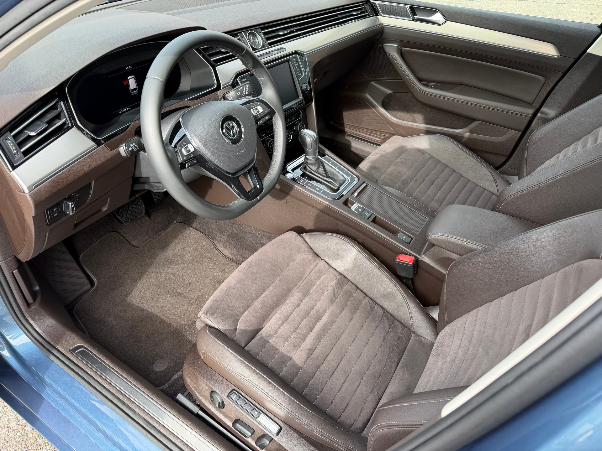 VW Passat Variant 1.8 TSI BMT Highline DSG-image-4