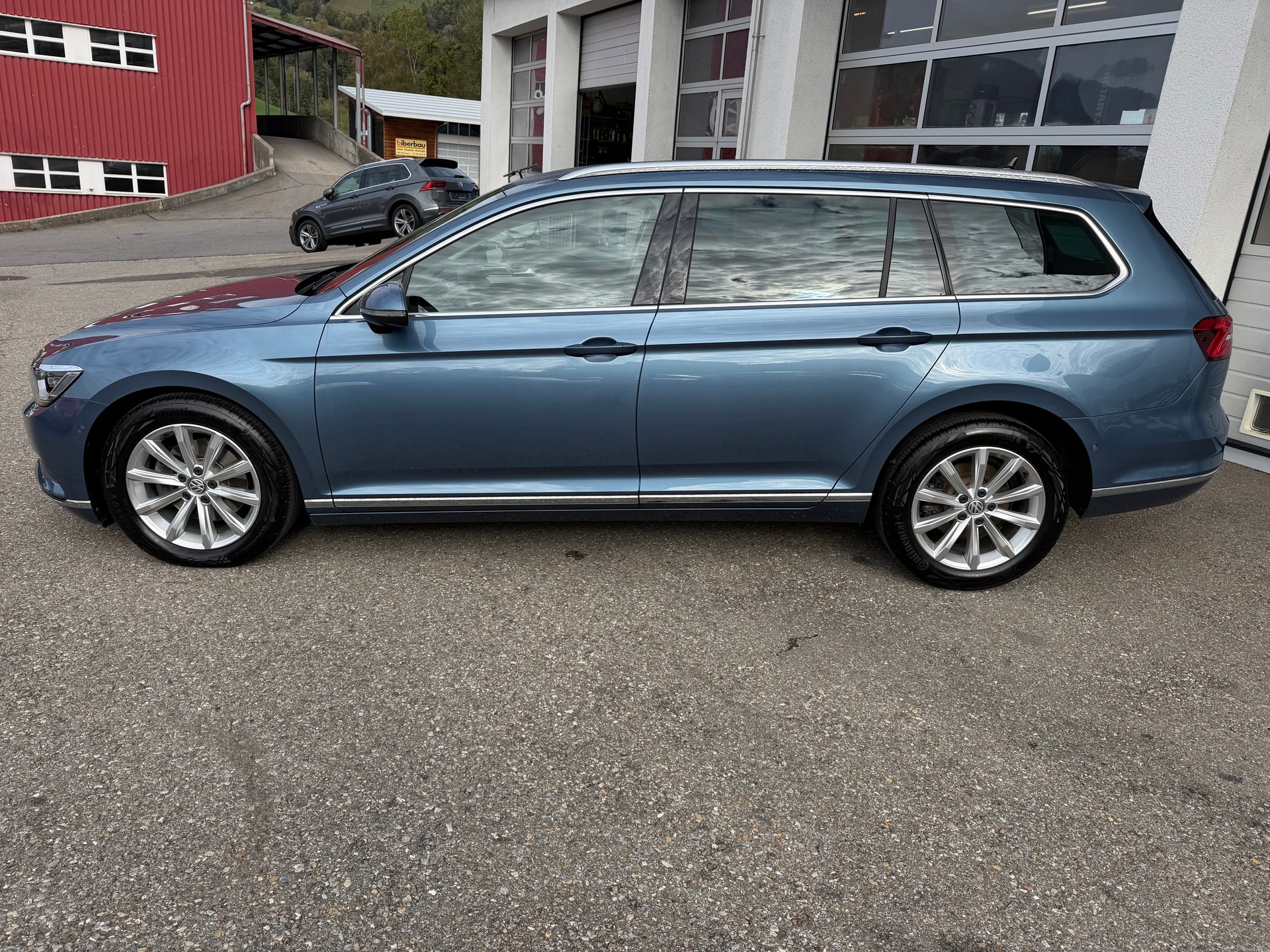 VW Passat Variant 1.8 TSI BMT Highline DSG-showroom-element-1