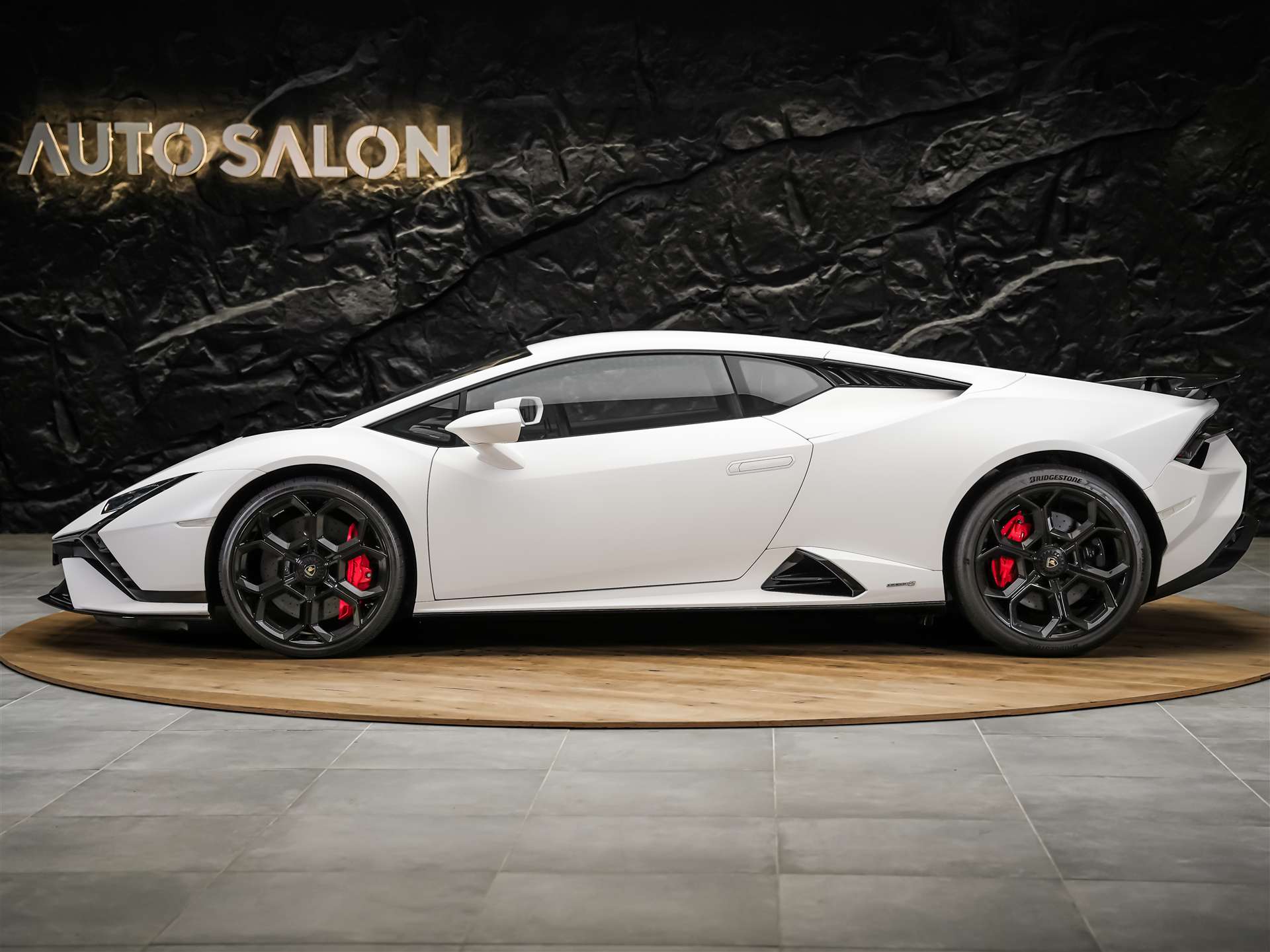 LAMBORGHINI Huracan Tecnica *CH Auto*Full PPF*Weiss Matt*Lift*-image-1