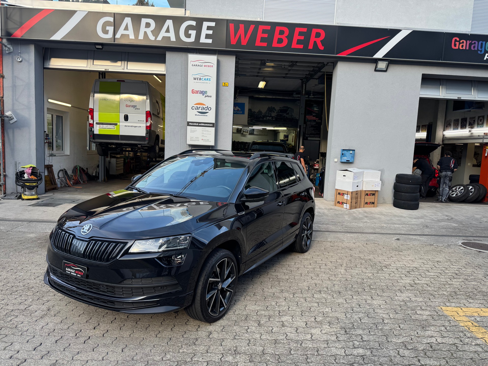 SKODA Karoq 2.0 TSI SportLine 4x4 DSG-image-0