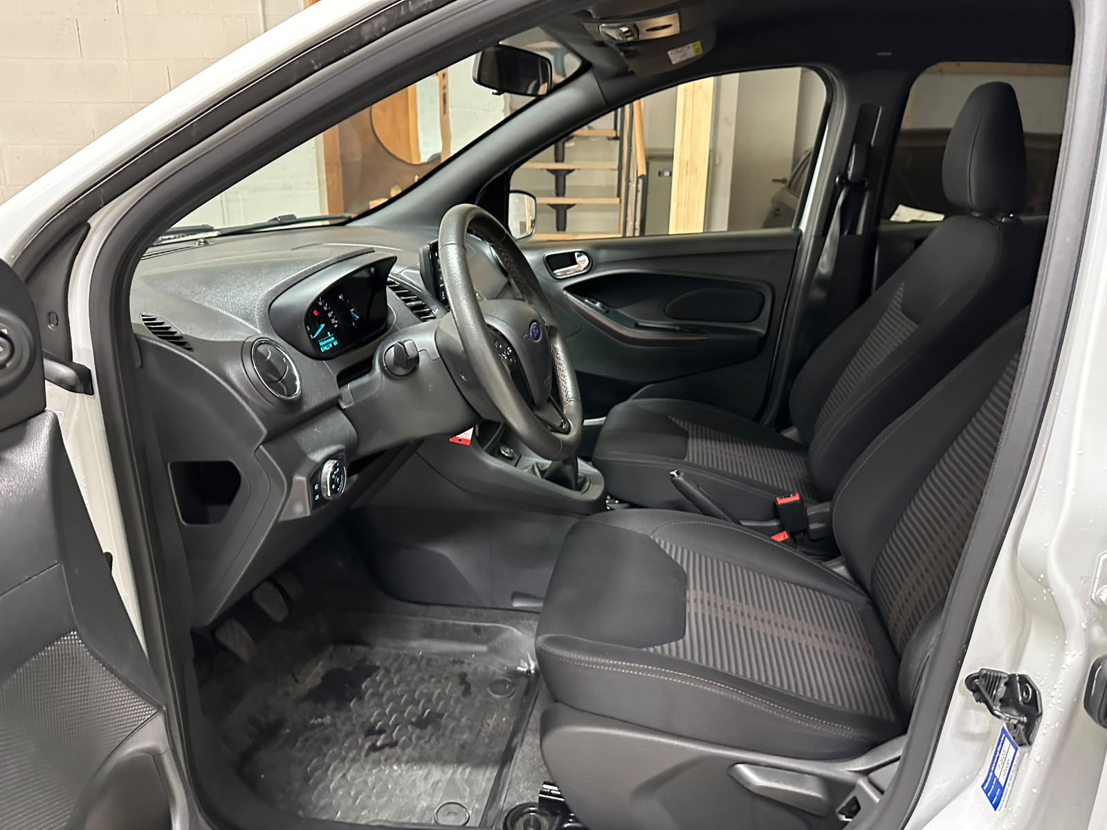 FORD KA+ 1.2 Ti-VCT Active-image-9