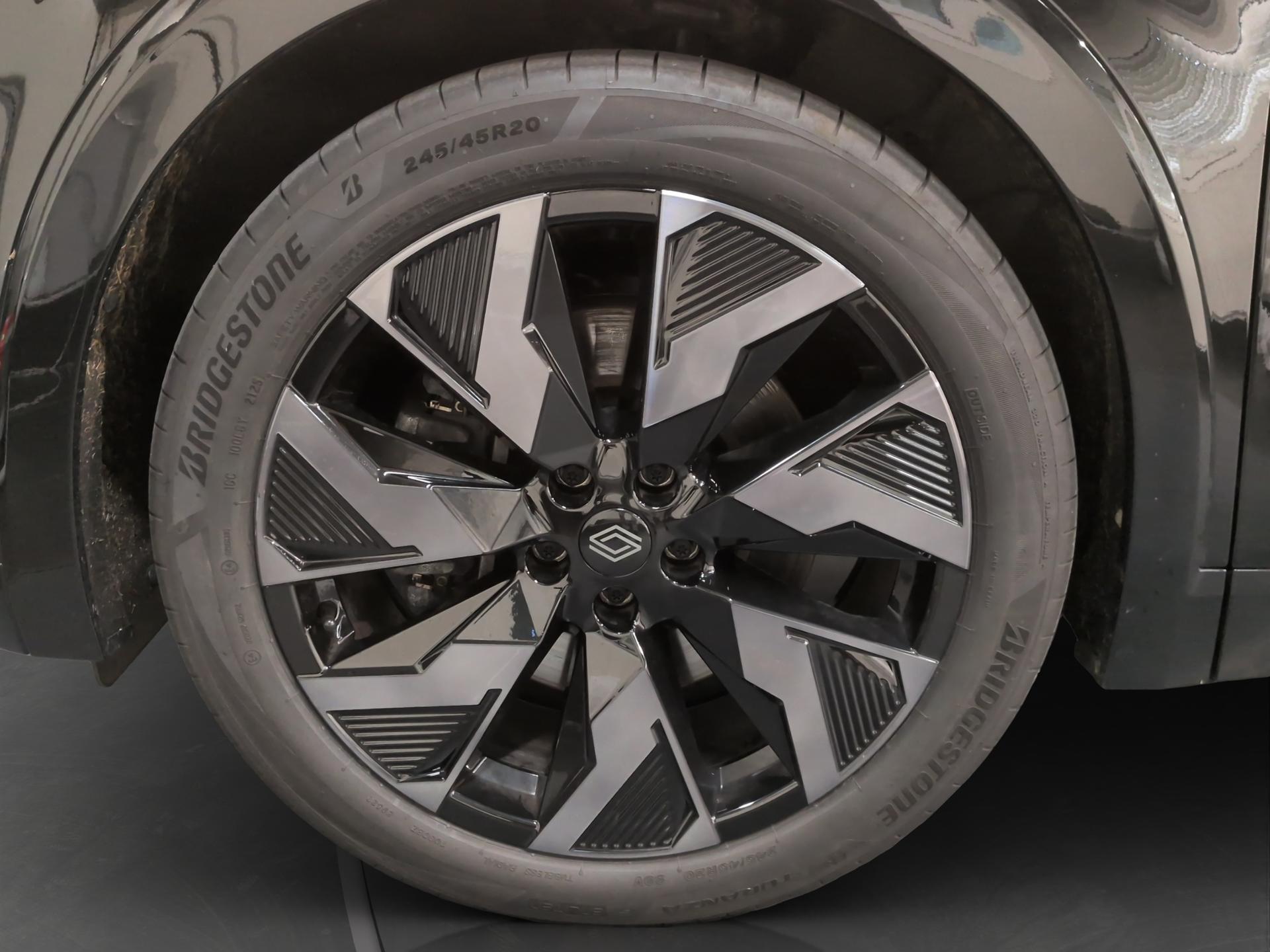 RENAULT Rafale 1.2 E-Tech Hybrid 200 Esprit Alpine-image-24