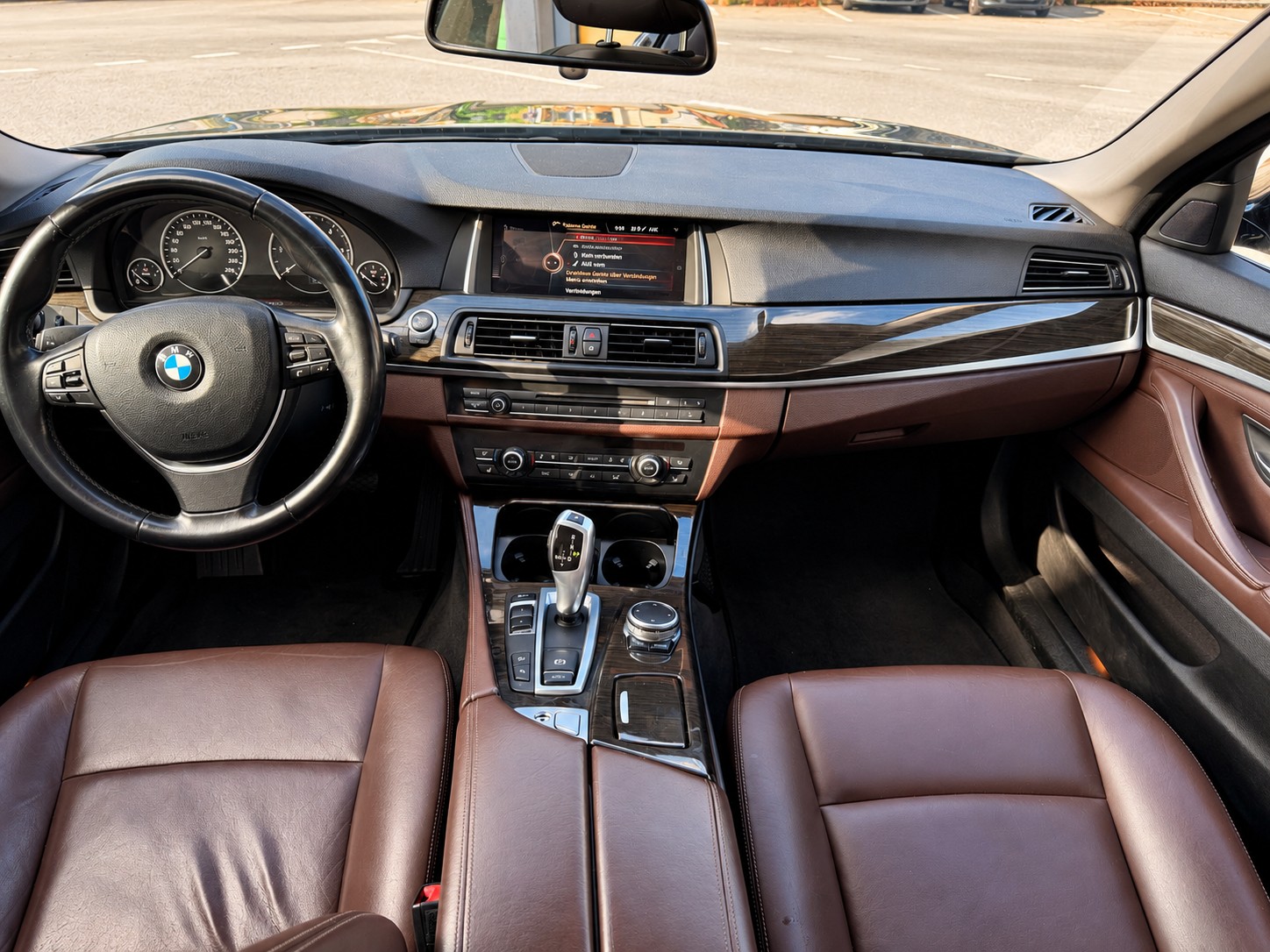 BMW 520d Touring xDrive Luxury Line Steptronic-image-7