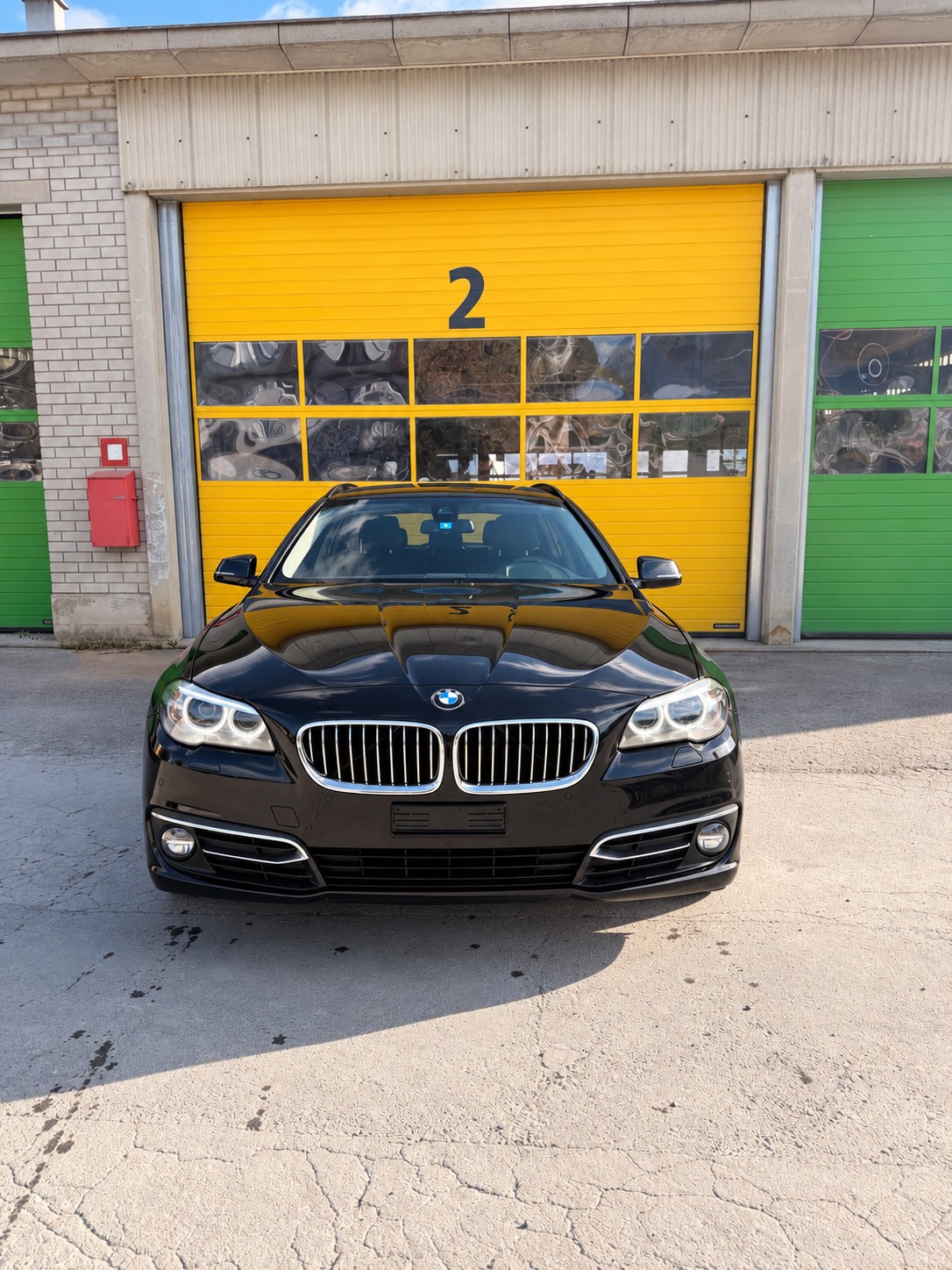 Car photo