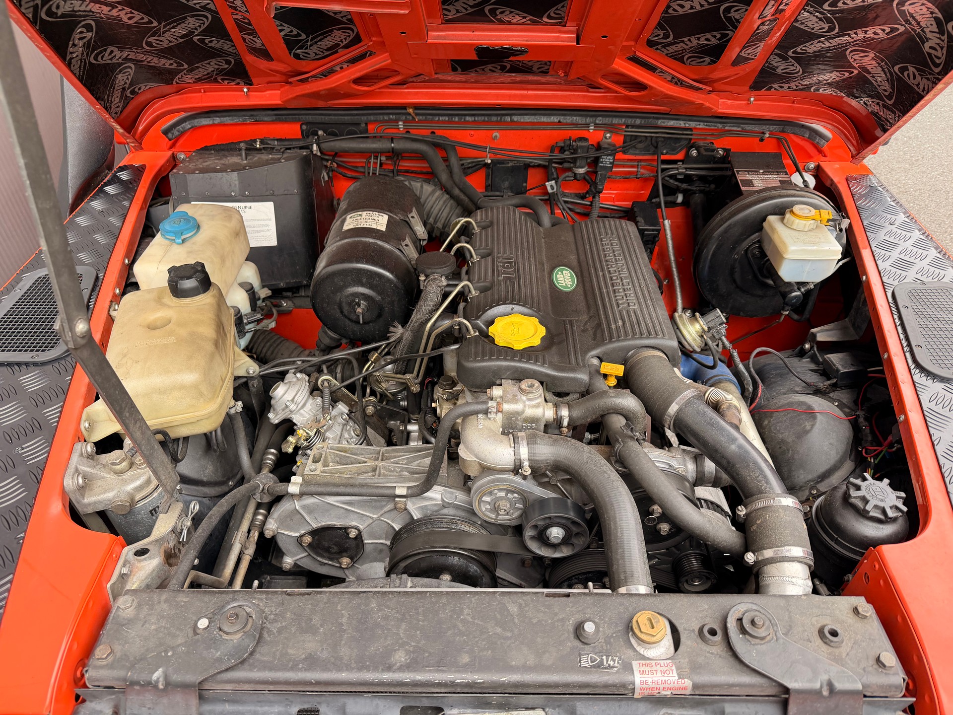 LAND ROVER Defender 110 300TDi "G4"-image-10