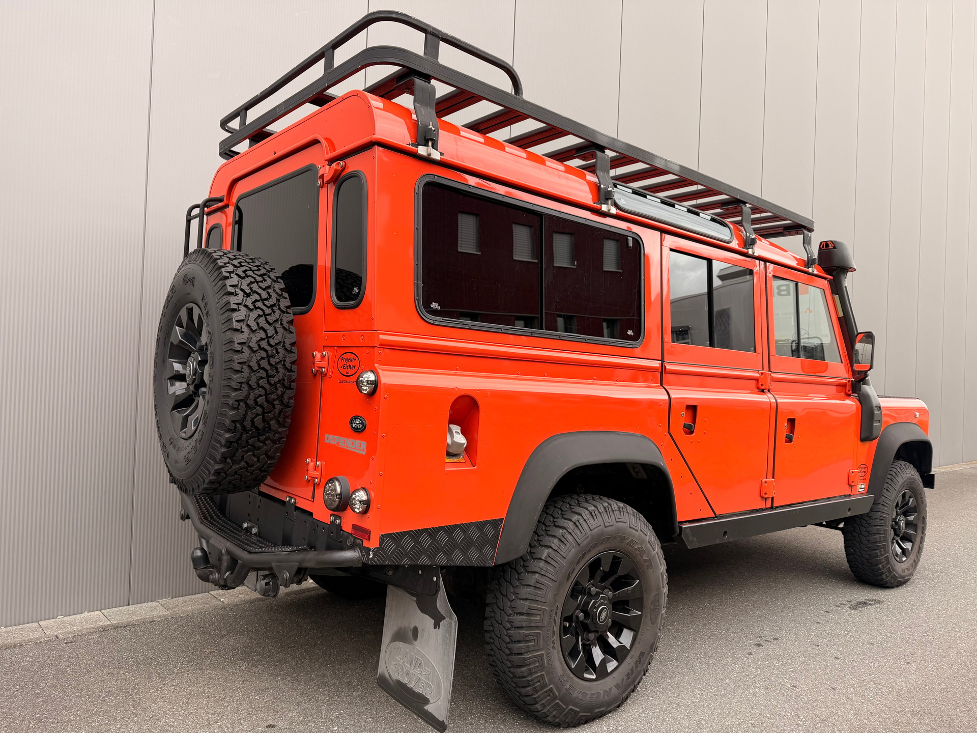 LAND ROVER Defender 110 300TDi "G4"-image-5