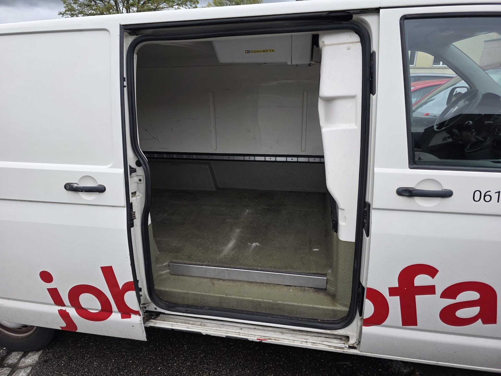 VW T5 1.9 TDI PD-image-10