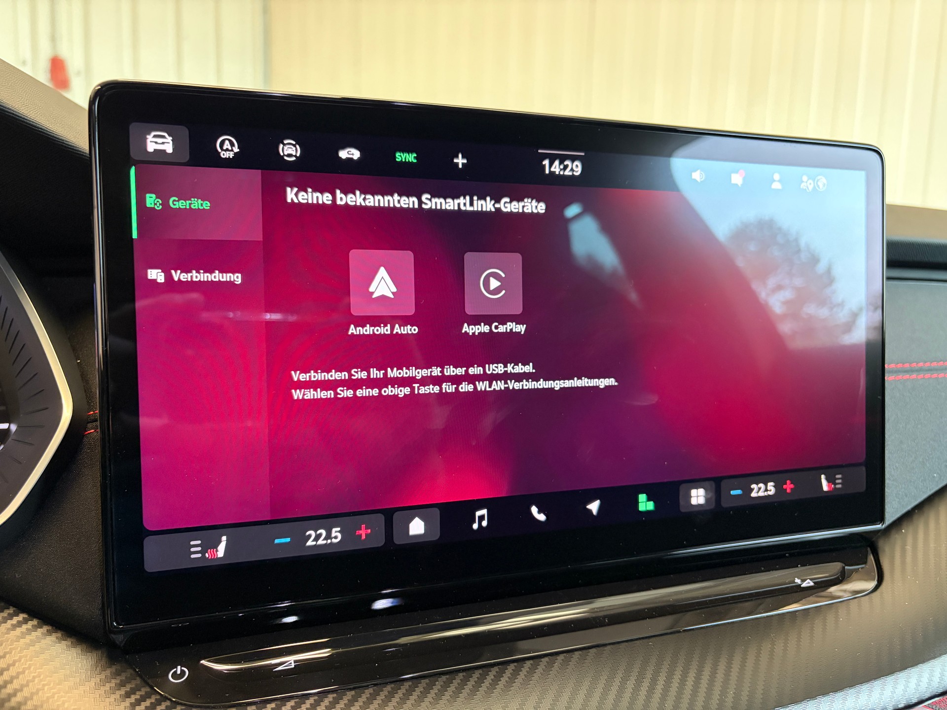 SKODA Octavia Combi 2.0 TSI DSG RS - HERSTELLERGARANTIE BIS 2030!-image-12