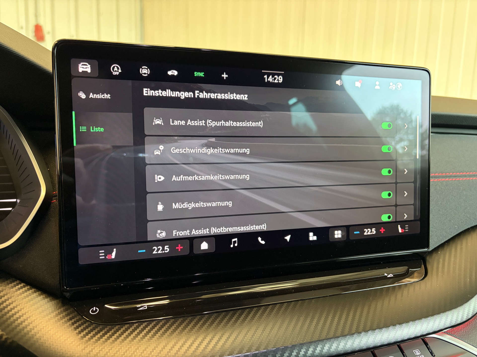 SKODA Octavia Combi 2.0 TSI DSG RS - HERSTELLERGARANTIE BIS 2030!-image-14