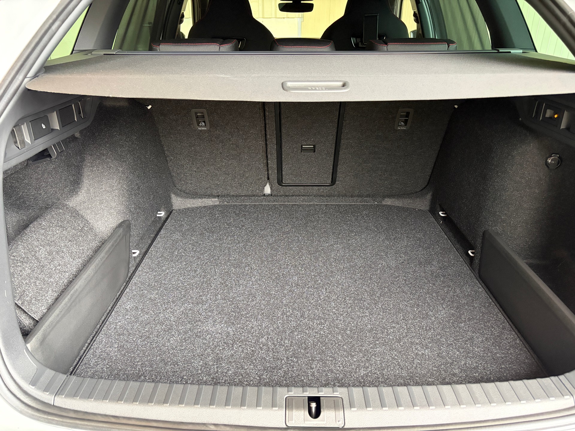 SKODA Octavia Combi 2.0 TSI DSG RS - HERSTELLERGARANTIE BIS 2030!-image-24