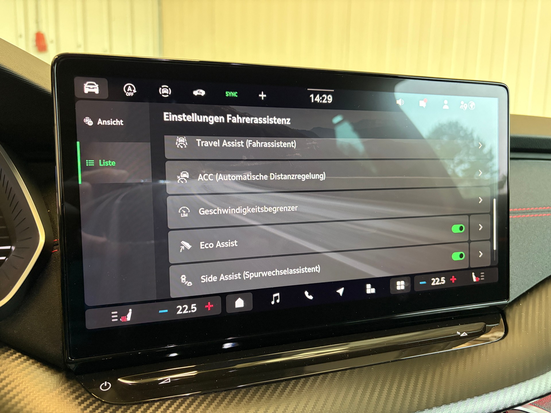 SKODA Octavia Combi 2.0 TSI DSG RS - HERSTELLERGARANTIE BIS 2030!-image-15