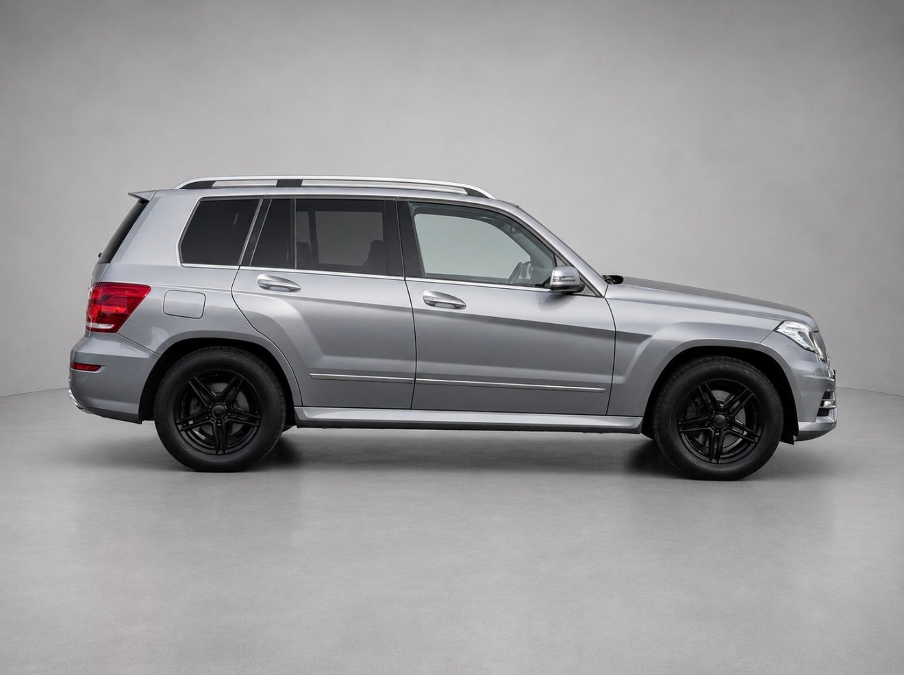 MERCEDES-BENZ GLK 250 4Matic 7G-Tronic-showroom-element-3