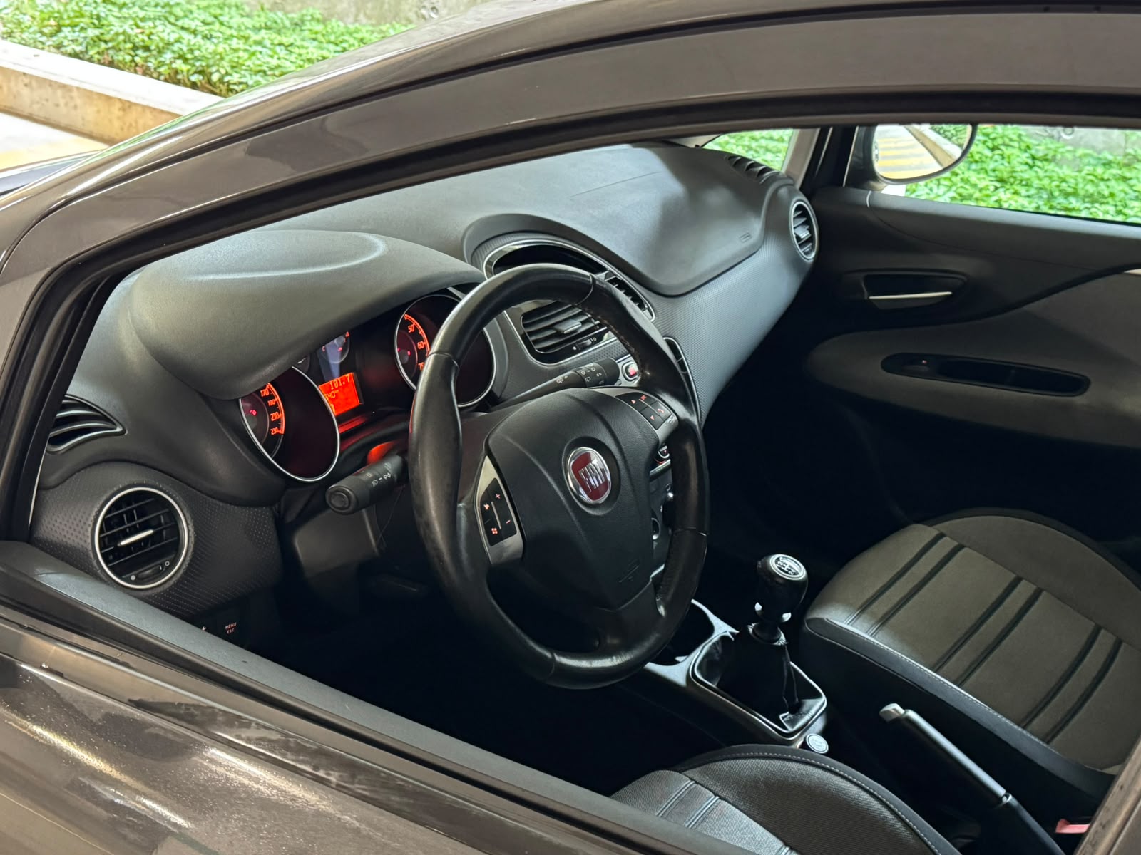 FIAT Punto 1.4 Dynamic-image-4