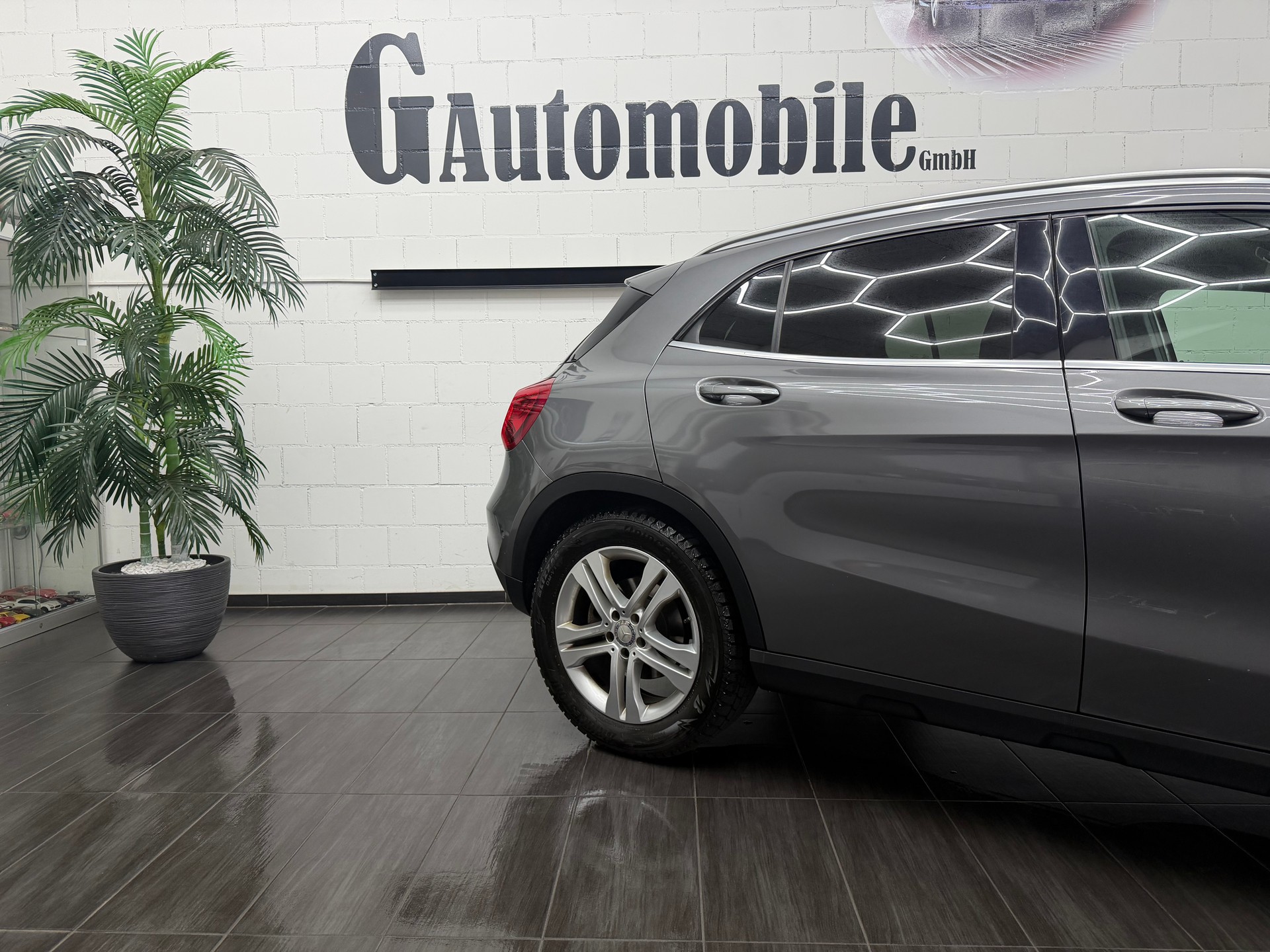 MERCEDES-BENZ GLA 200 7G-DCT ⭐️-image-3