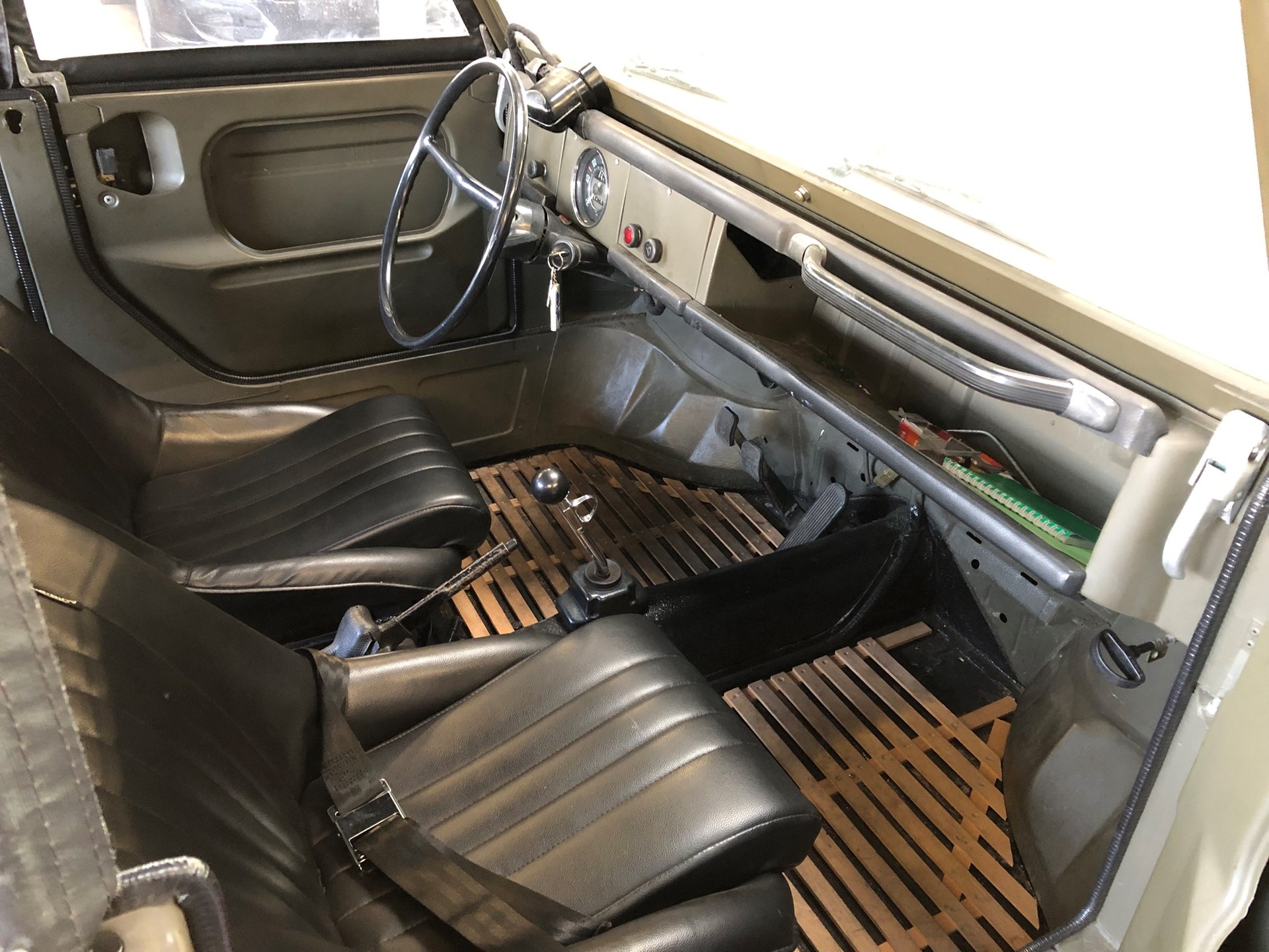 VW TYP 181 Kübelwagen-image-9