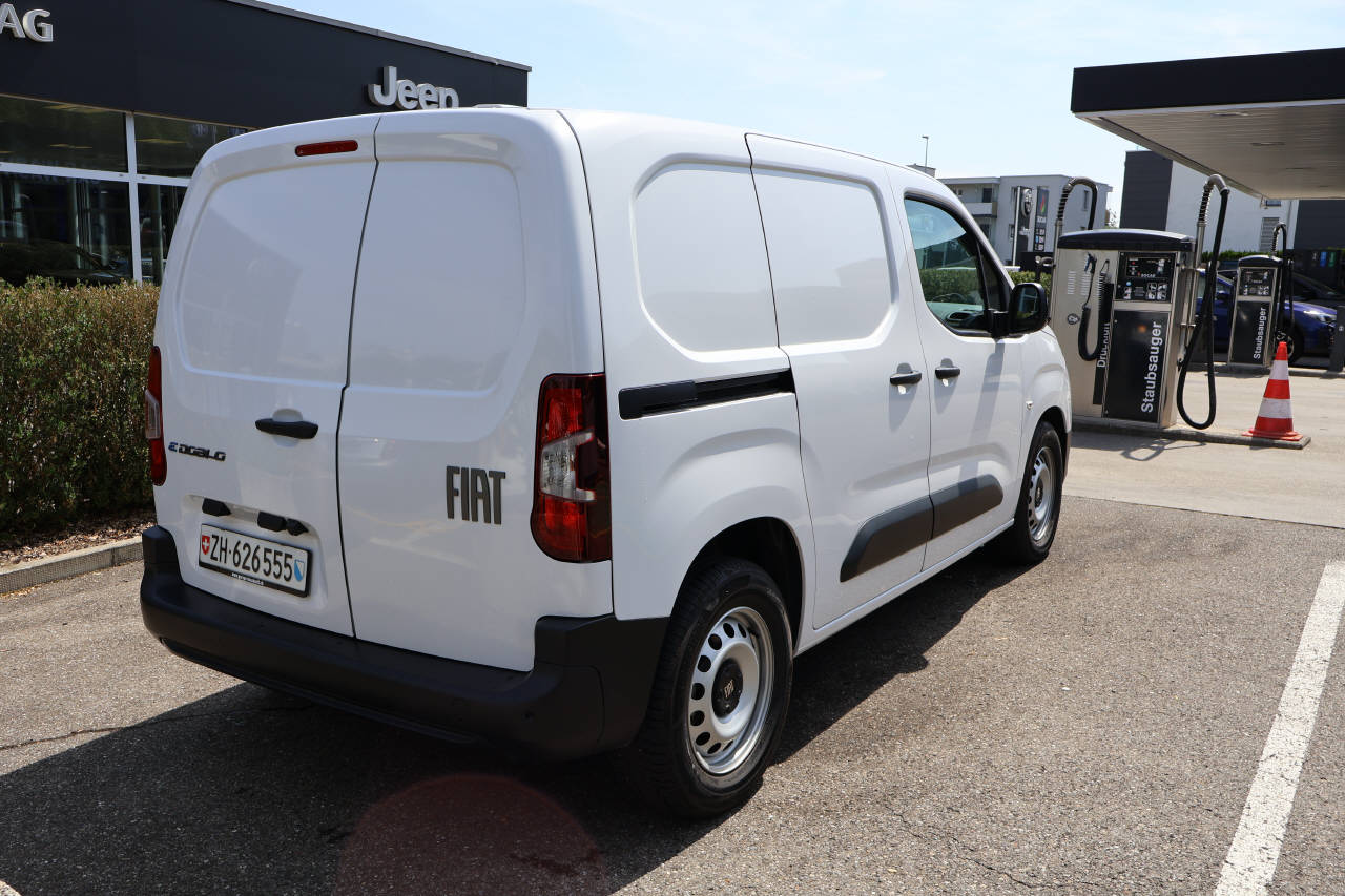 FIAT E-Doblo Kaw. L1 50 kWh Easy Pro-image-2