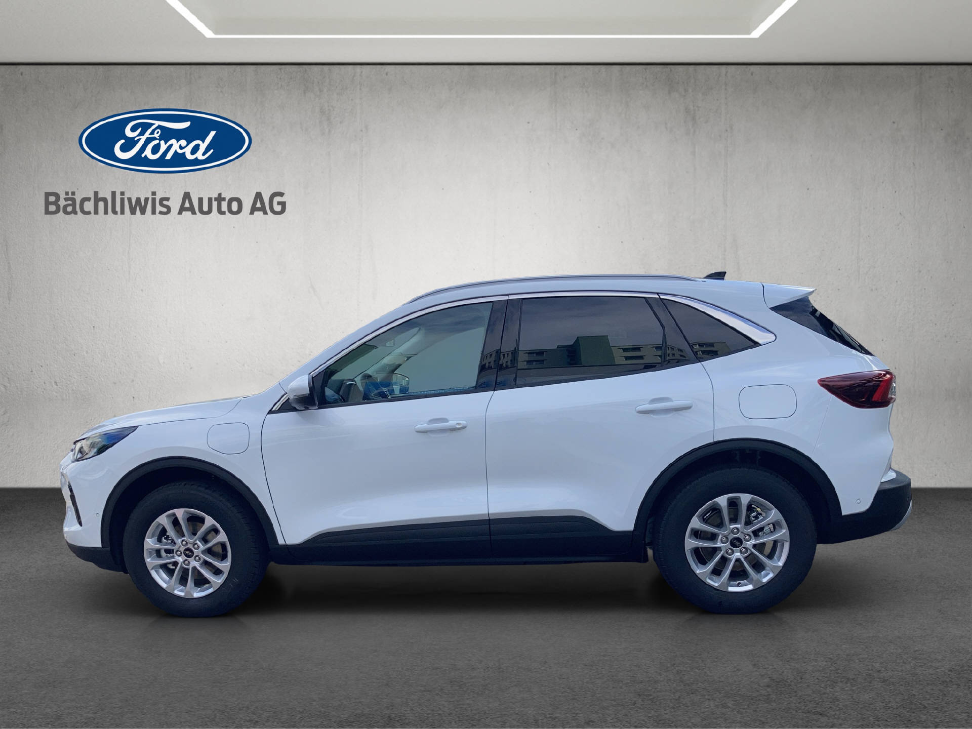 FORD Kuga 2.5 Plug-in Hybrid Titanium-image-1